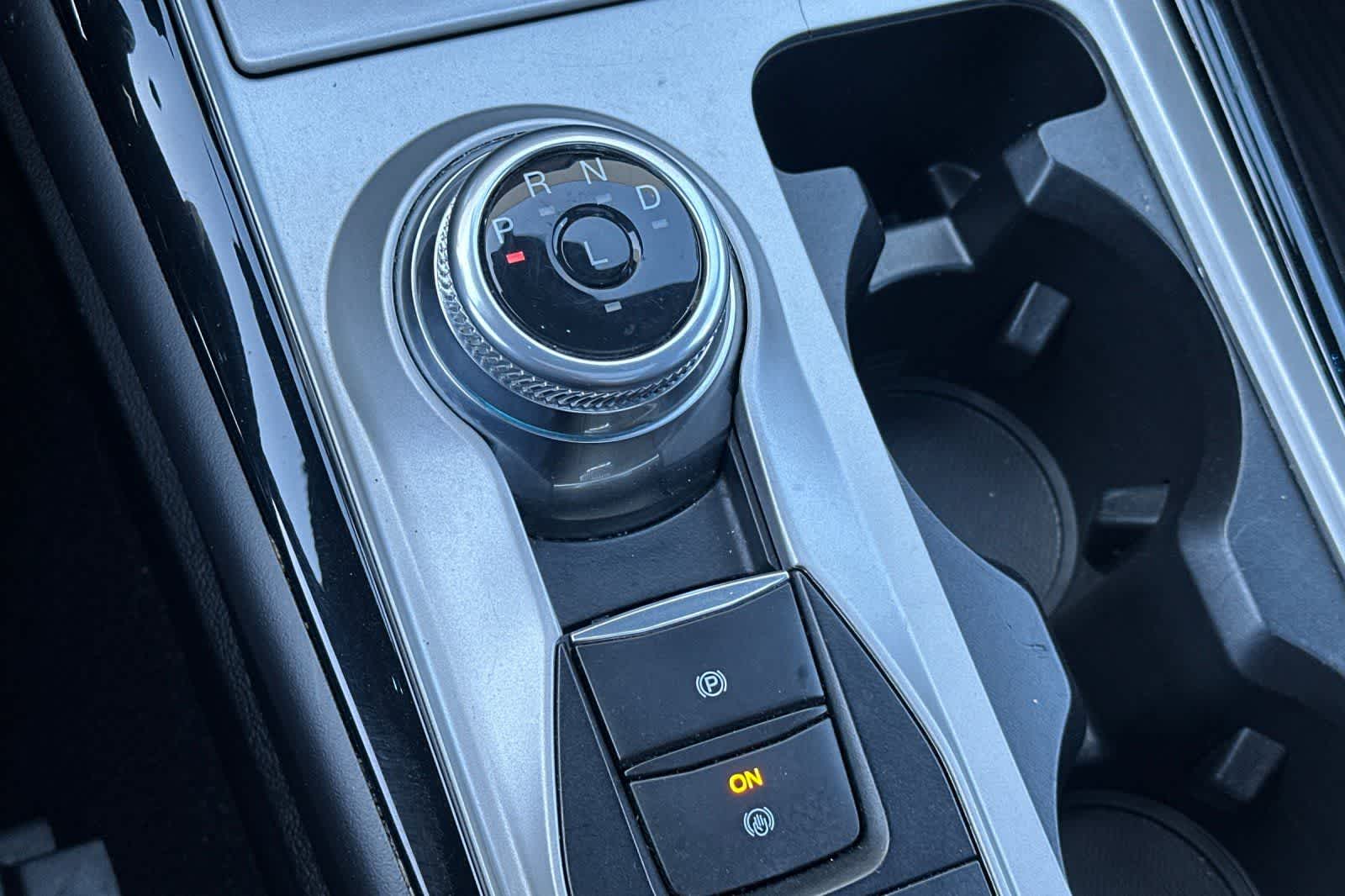 Thumbnail: 2023 Ford Explorer - 25