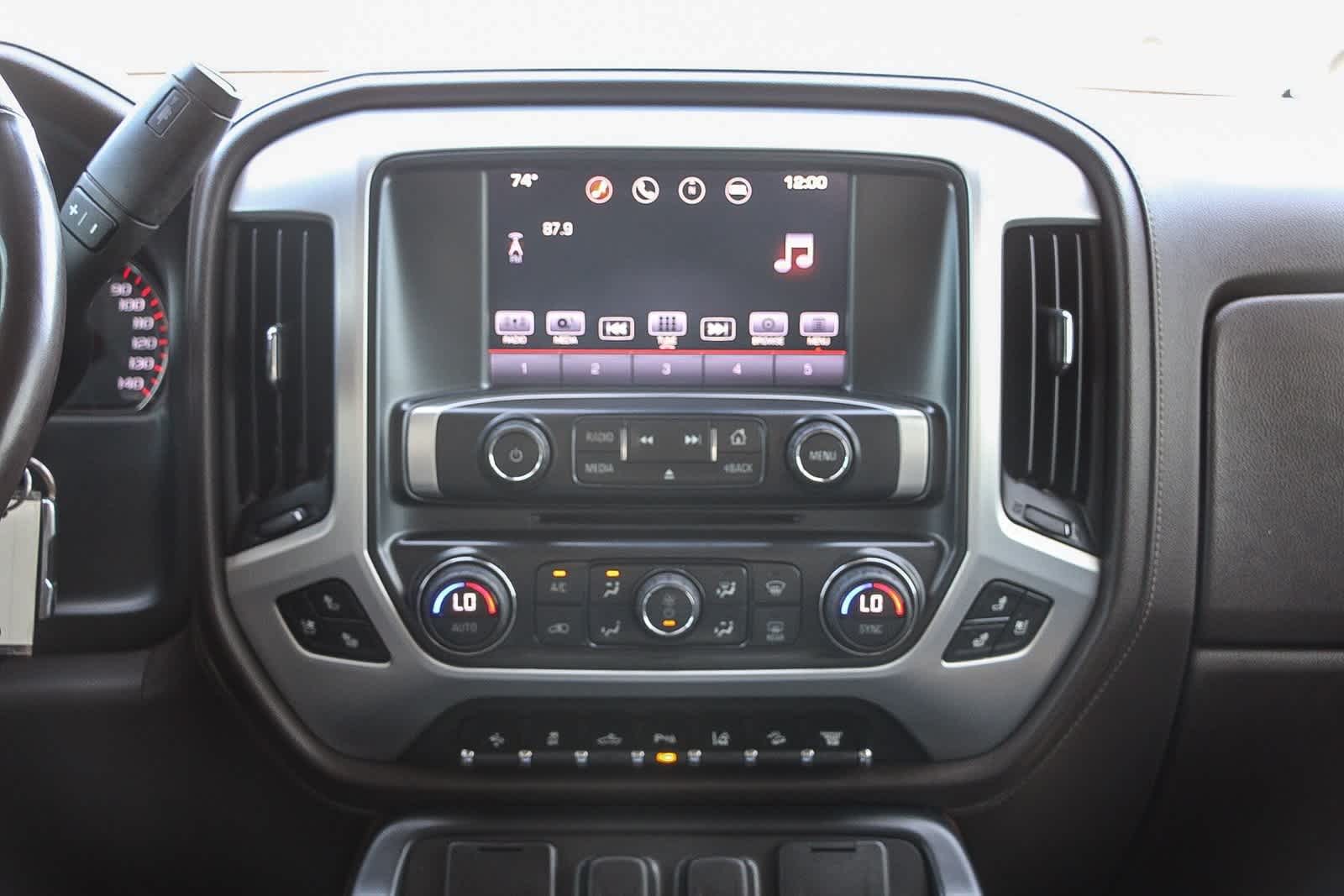 Thumbnail: 2016 GMC Sierra 2500 - 14