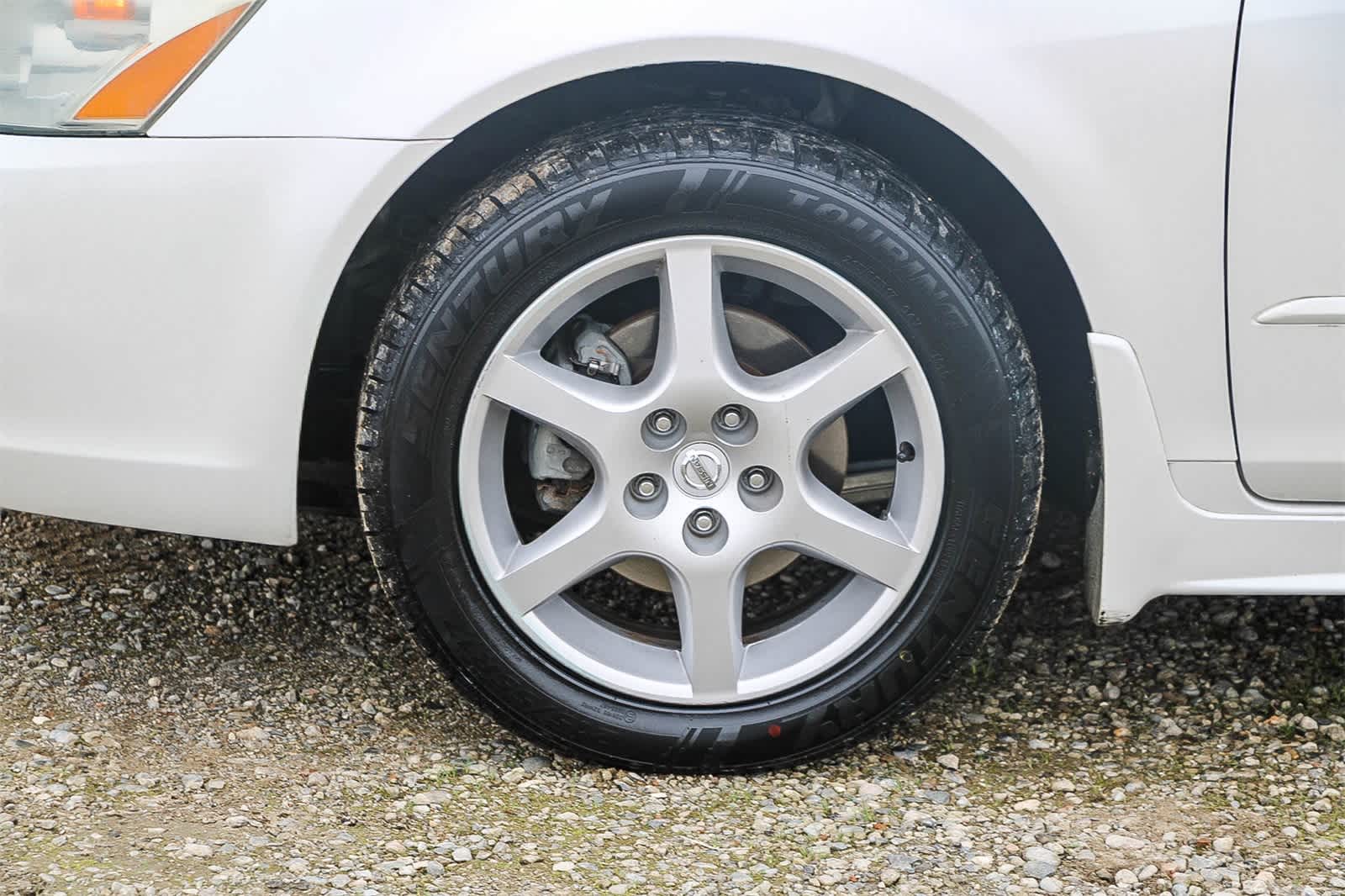 Thumbnail: 2004 Nissan Altima - 9