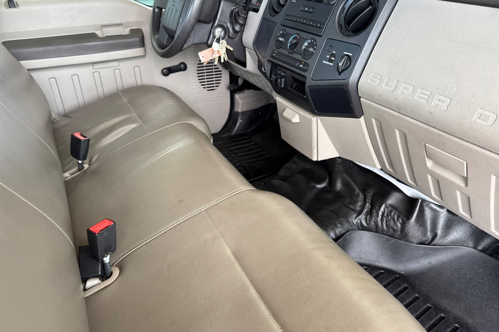 Thumbnail: 2008 Ford Econoline - 15