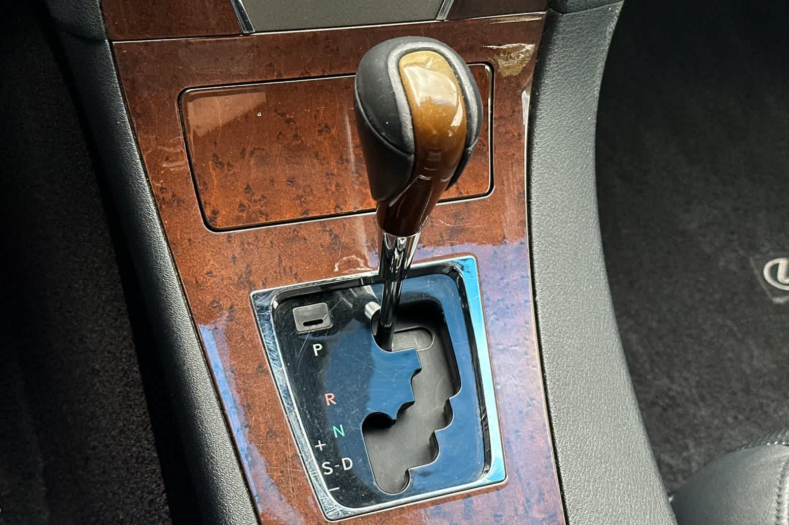 Thumbnail: 2010 Lexus ES - 23