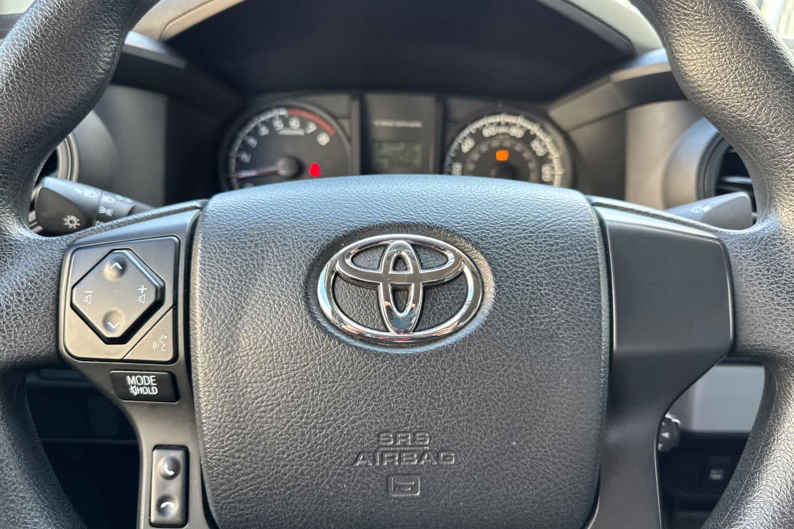 Thumbnail: 2017 Toyota Tacoma - 22