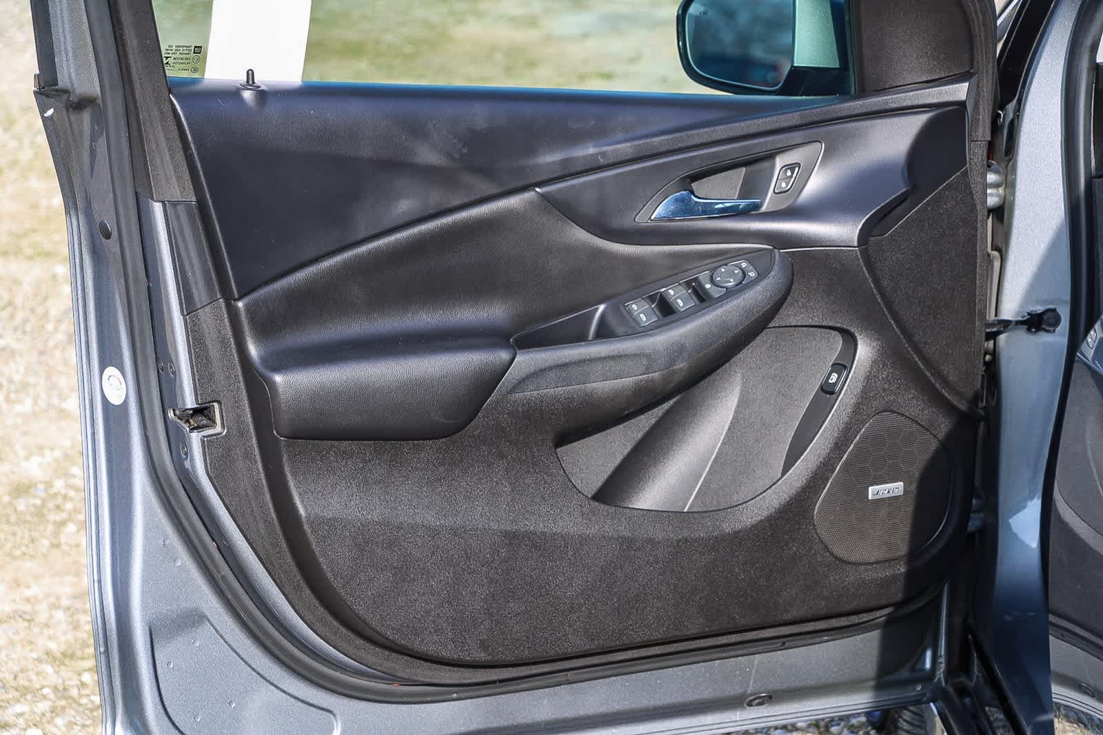 Thumbnail: 2018 Chevrolet Volt - 20