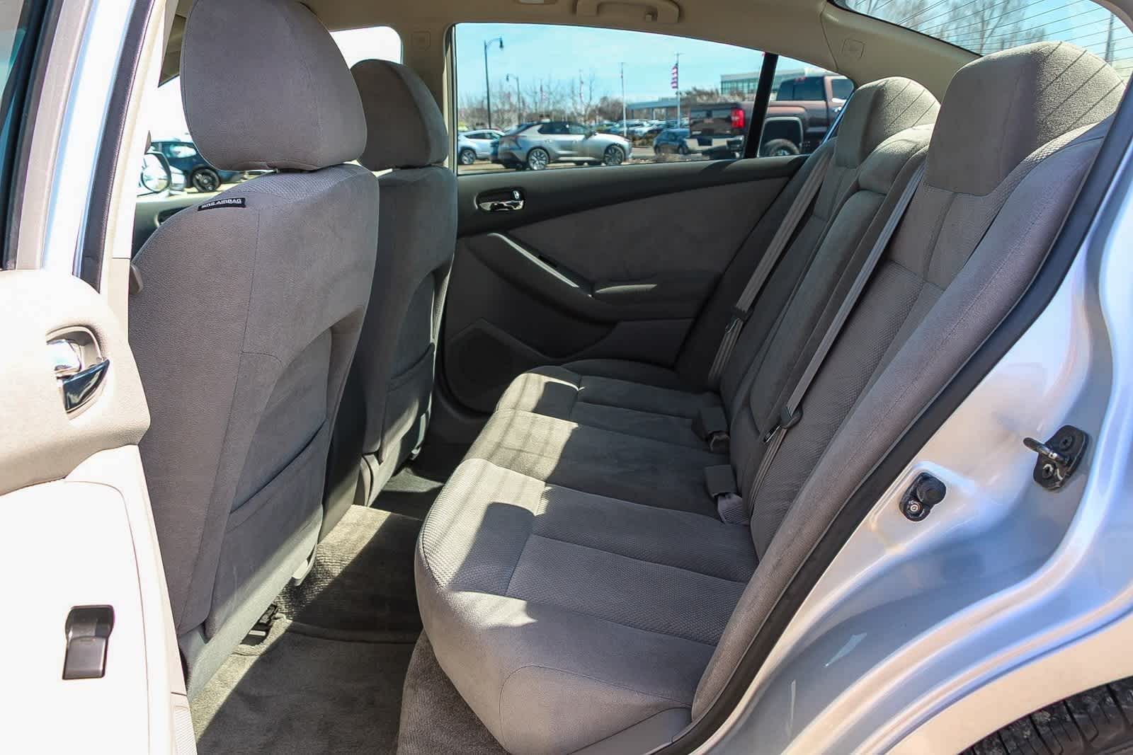 Thumbnail: 2007 Nissan Altima - 19