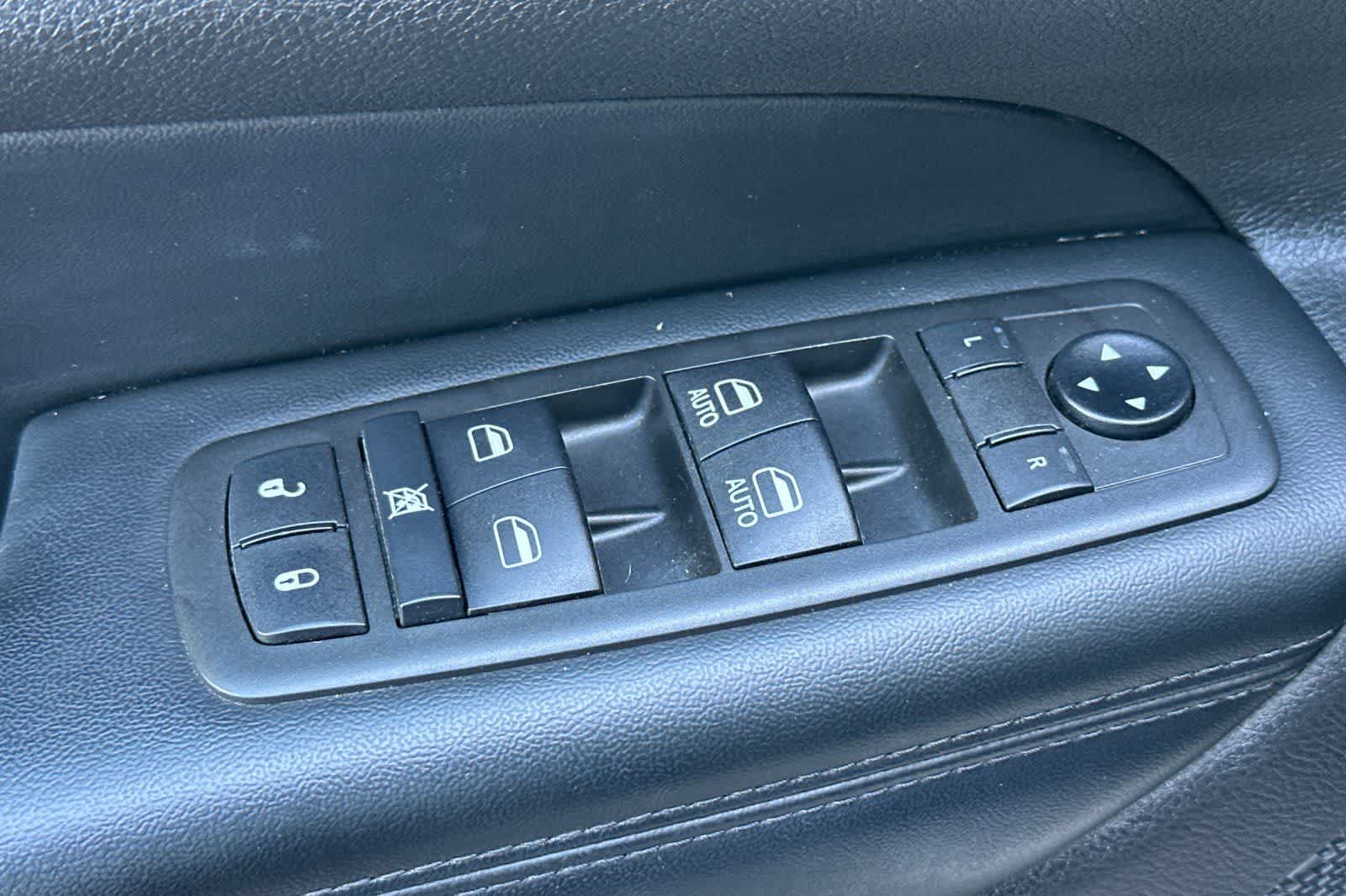 Thumbnail: 2021 Jeep Grand Cherokee - 13