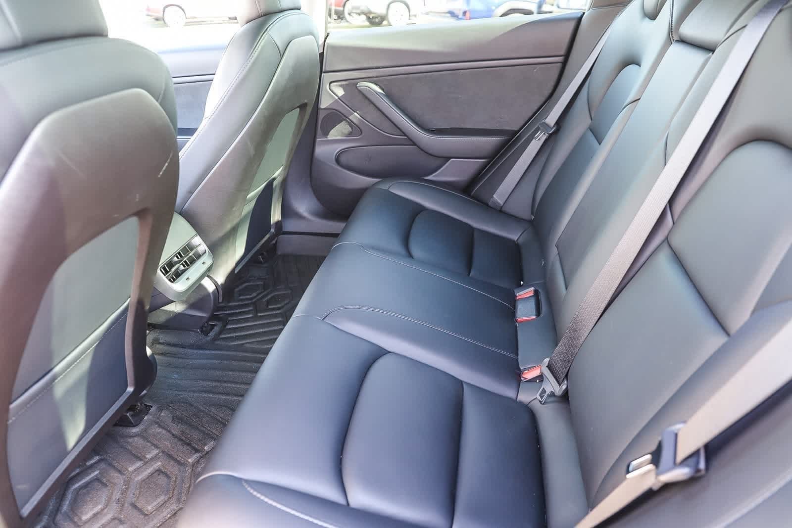 Thumbnail: 2020 Tesla Model 3 - 13