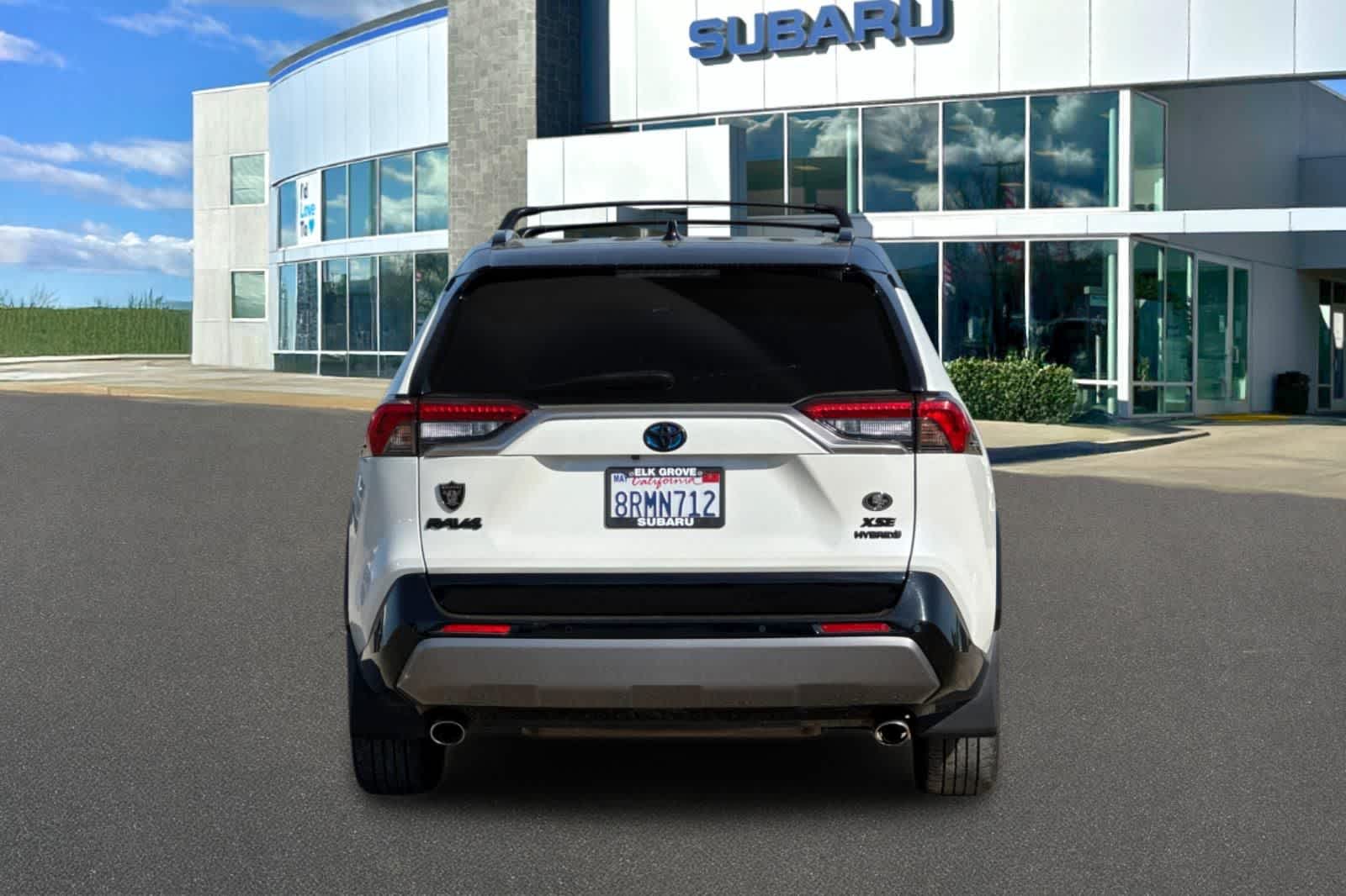 Thumbnail: 2020 Toyota RAV4 - 7