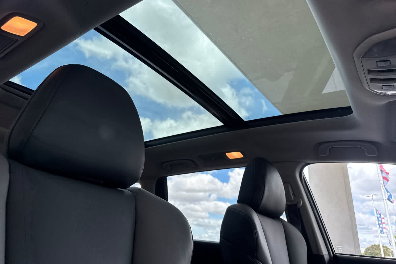 Thumbnail: 2022 Subaru Ascent - 18