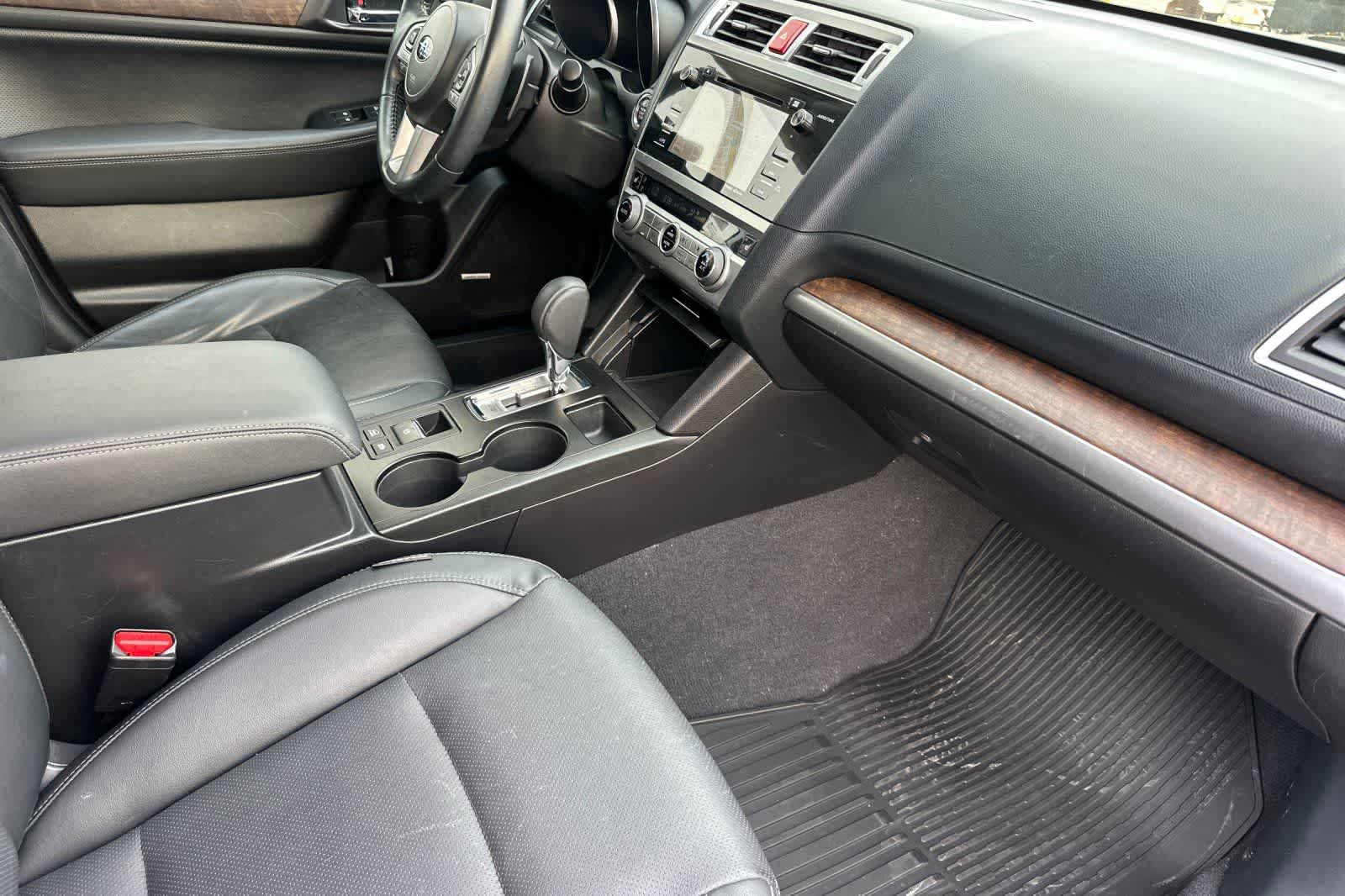 Thumbnail: 2016 Subaru Outback - 17