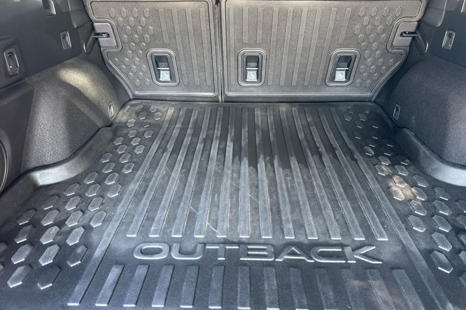 Thumbnail: 2024 Subaru Outback - 16