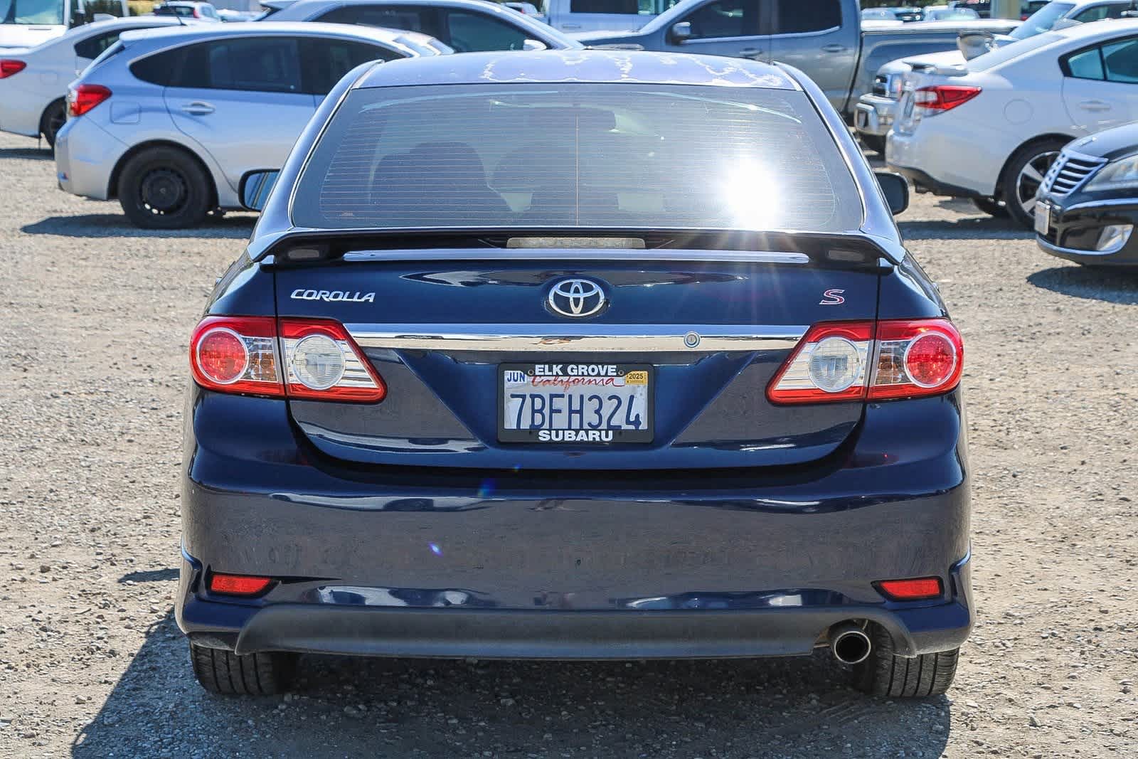 Thumbnail: 2013 Toyota Corolla - 3