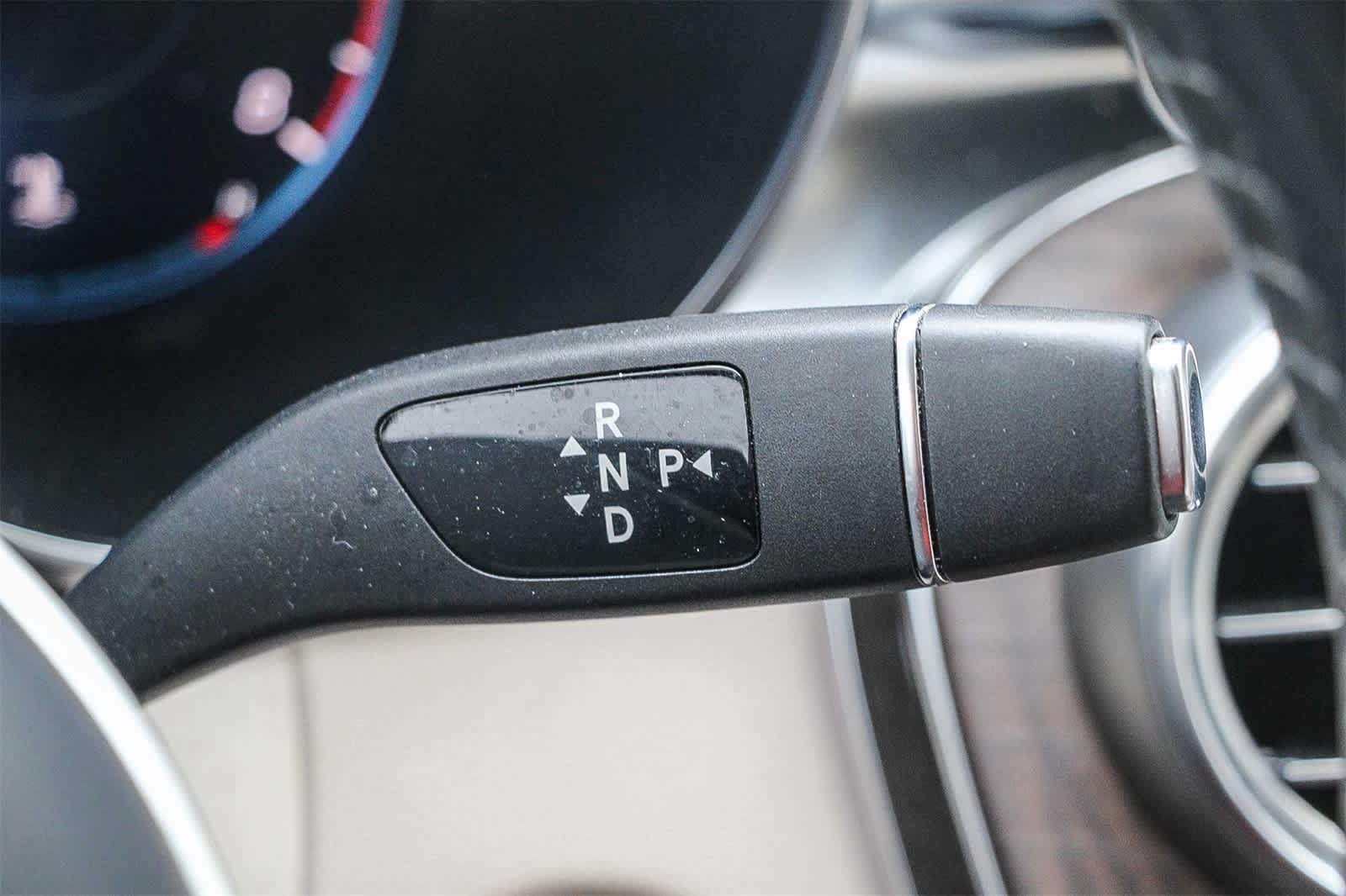 Thumbnail: 2021 Mercedes-Benz C-Class - 21