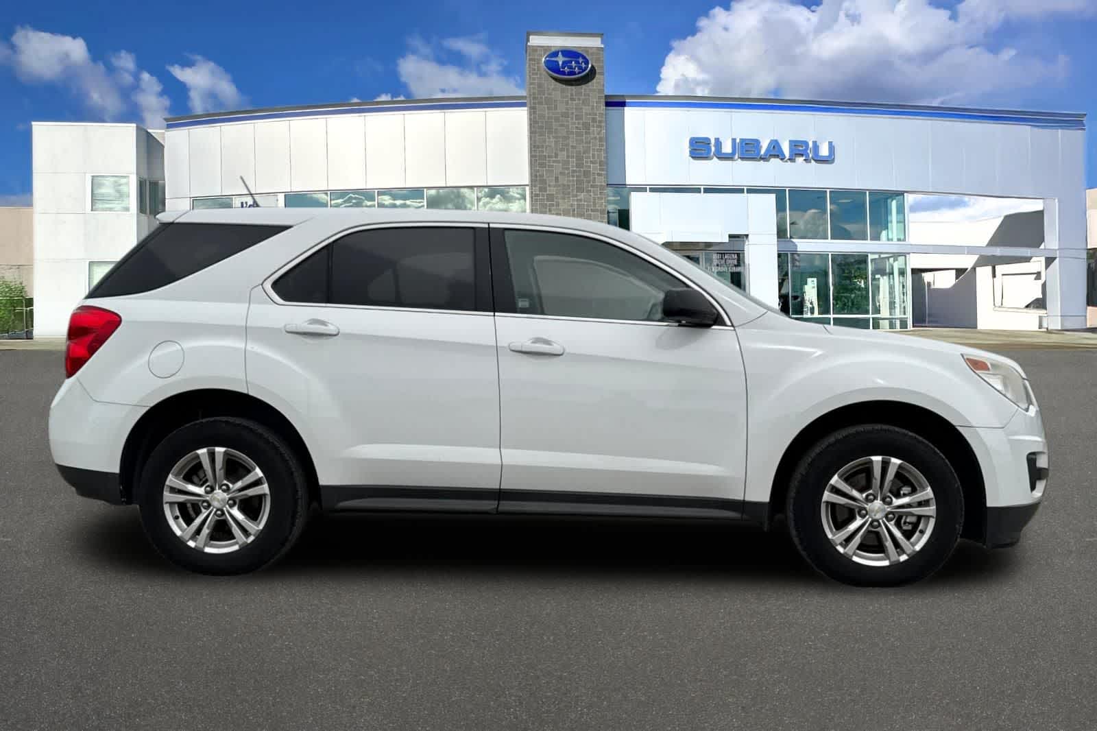 Thumbnail: 2013 Chevrolet Equinox - 6