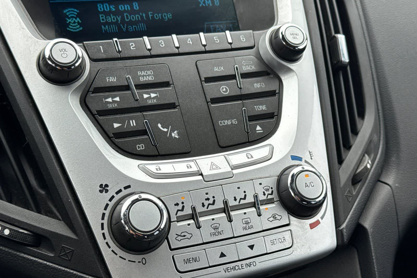 Thumbnail: 2013 Chevrolet Equinox - 20