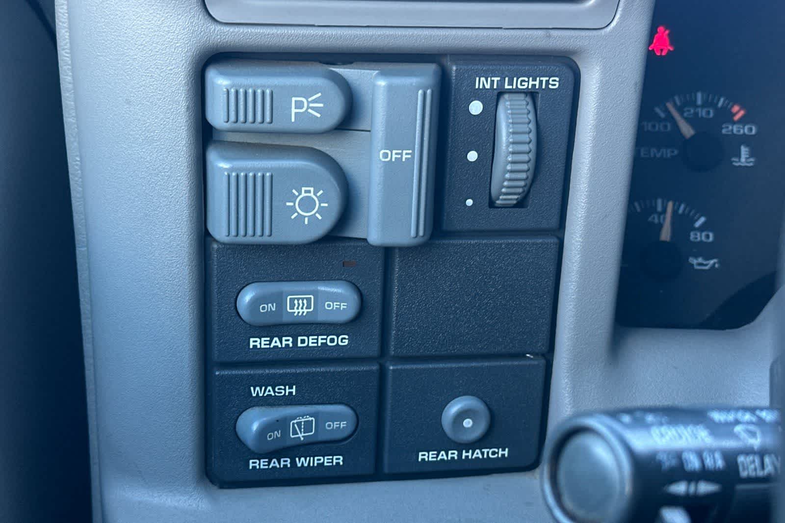 Thumbnail: 1997 Chevrolet Blazer - 30