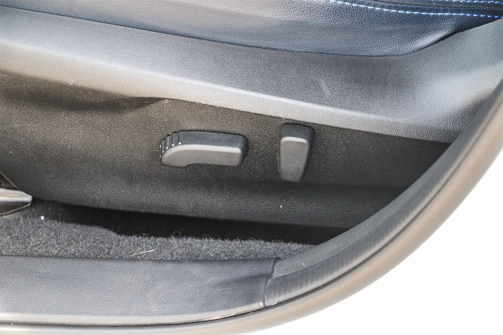 Thumbnail: 2021 Subaru Crosstrek - 17