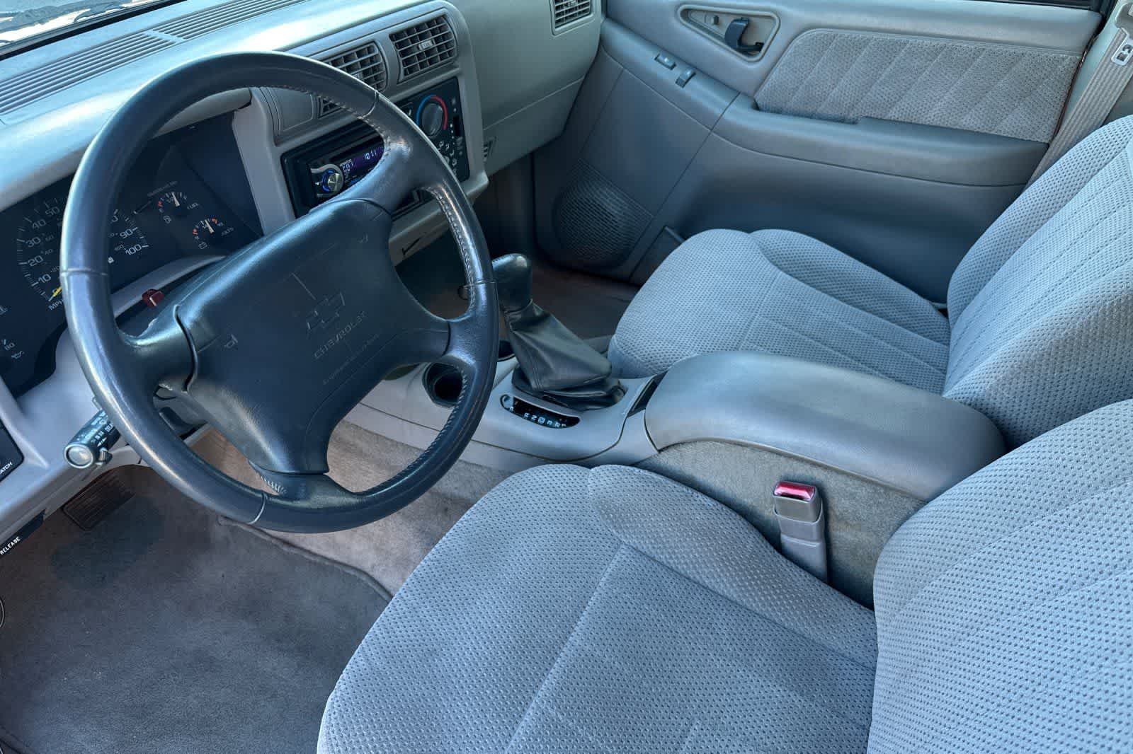 Thumbnail: 1997 Chevrolet Blazer - 11