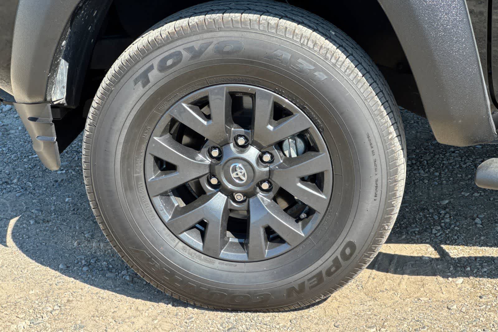 Thumbnail: 2017 Toyota Tacoma - 27