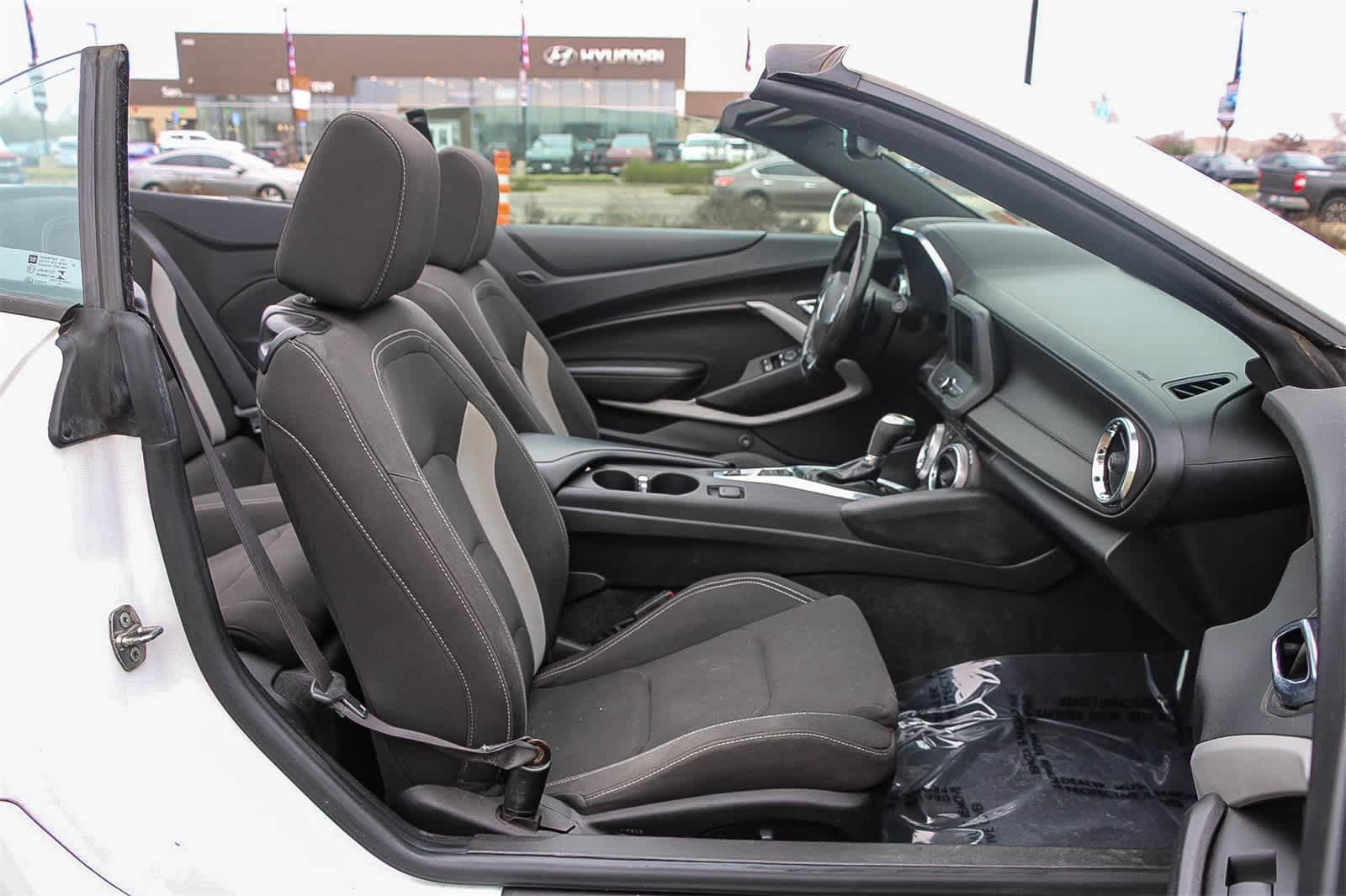 Thumbnail: 2019 Chevrolet Camaro - 22