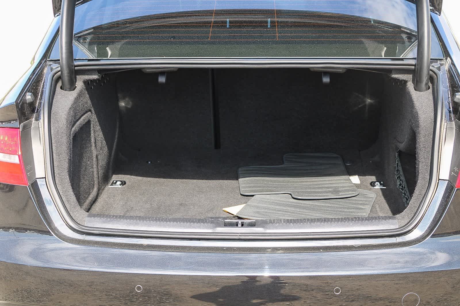 Thumbnail: 2013 Audi A4 - 24