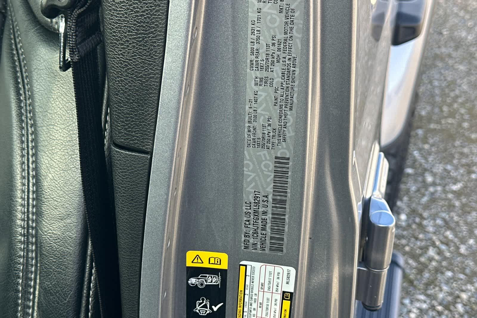 Thumbnail: 2021 Jeep Gladiator - 33