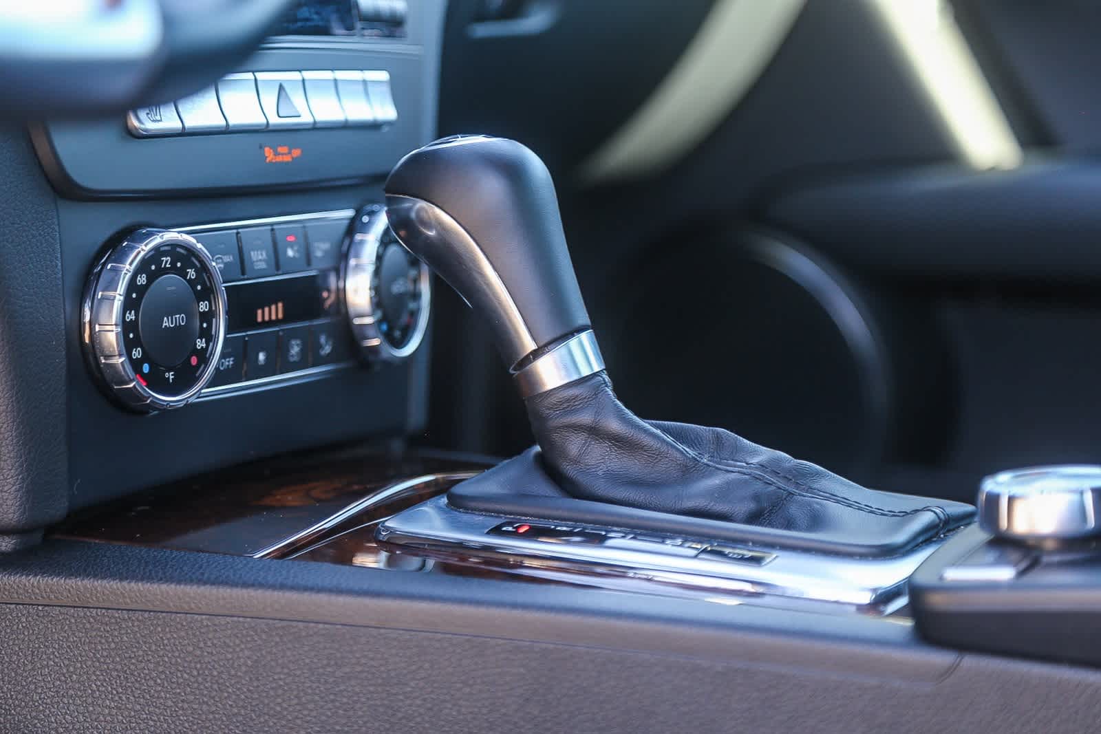 Thumbnail: 2012 Mercedes-Benz C-Class - 22