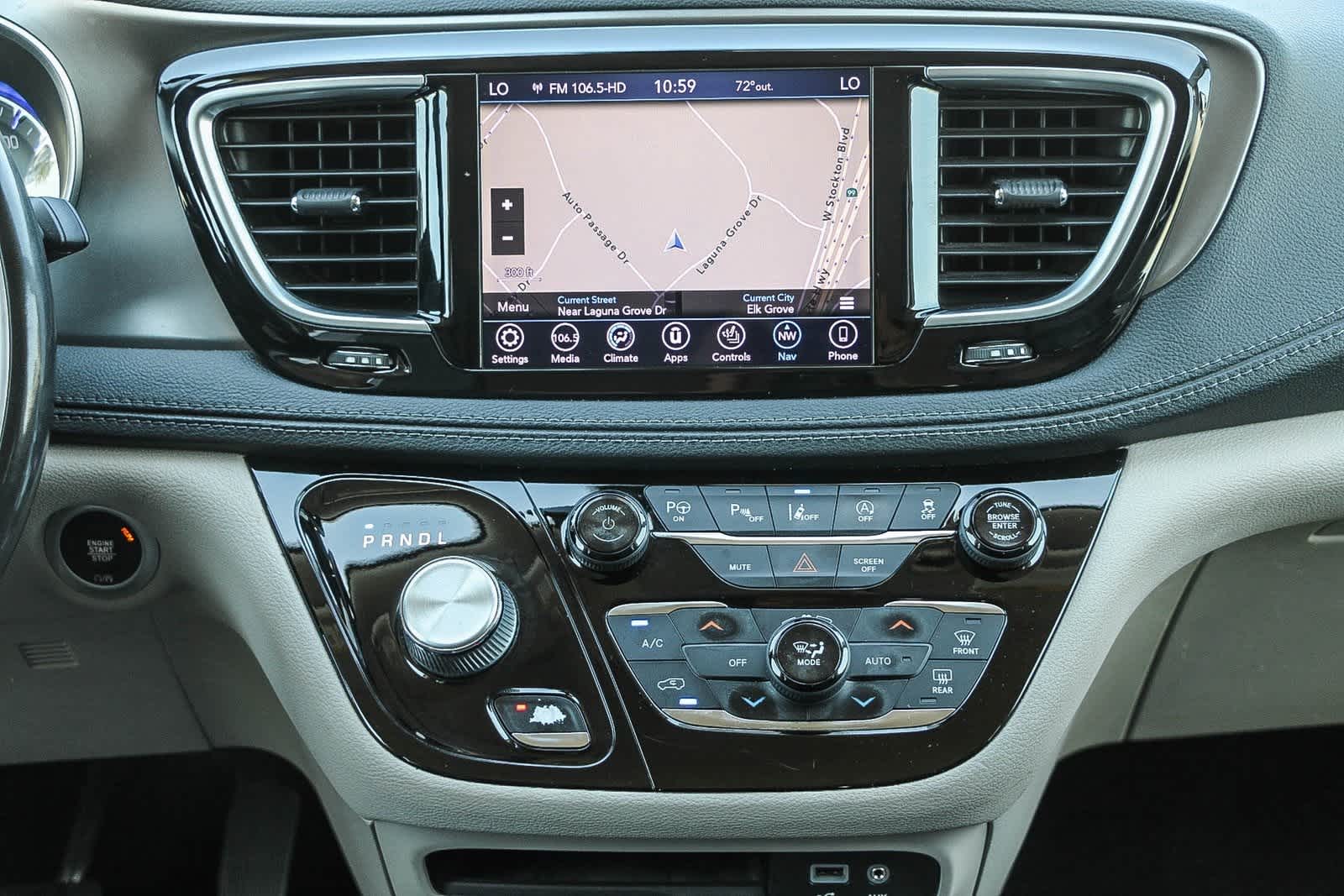 Thumbnail: 2019 Chrysler Pacifica - 13