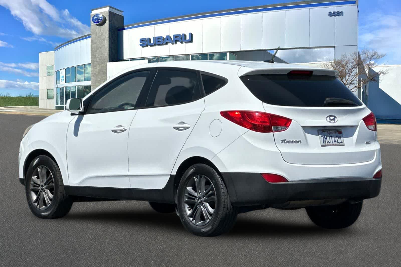 Thumbnail: 2015 Hyundai Tucson - 8