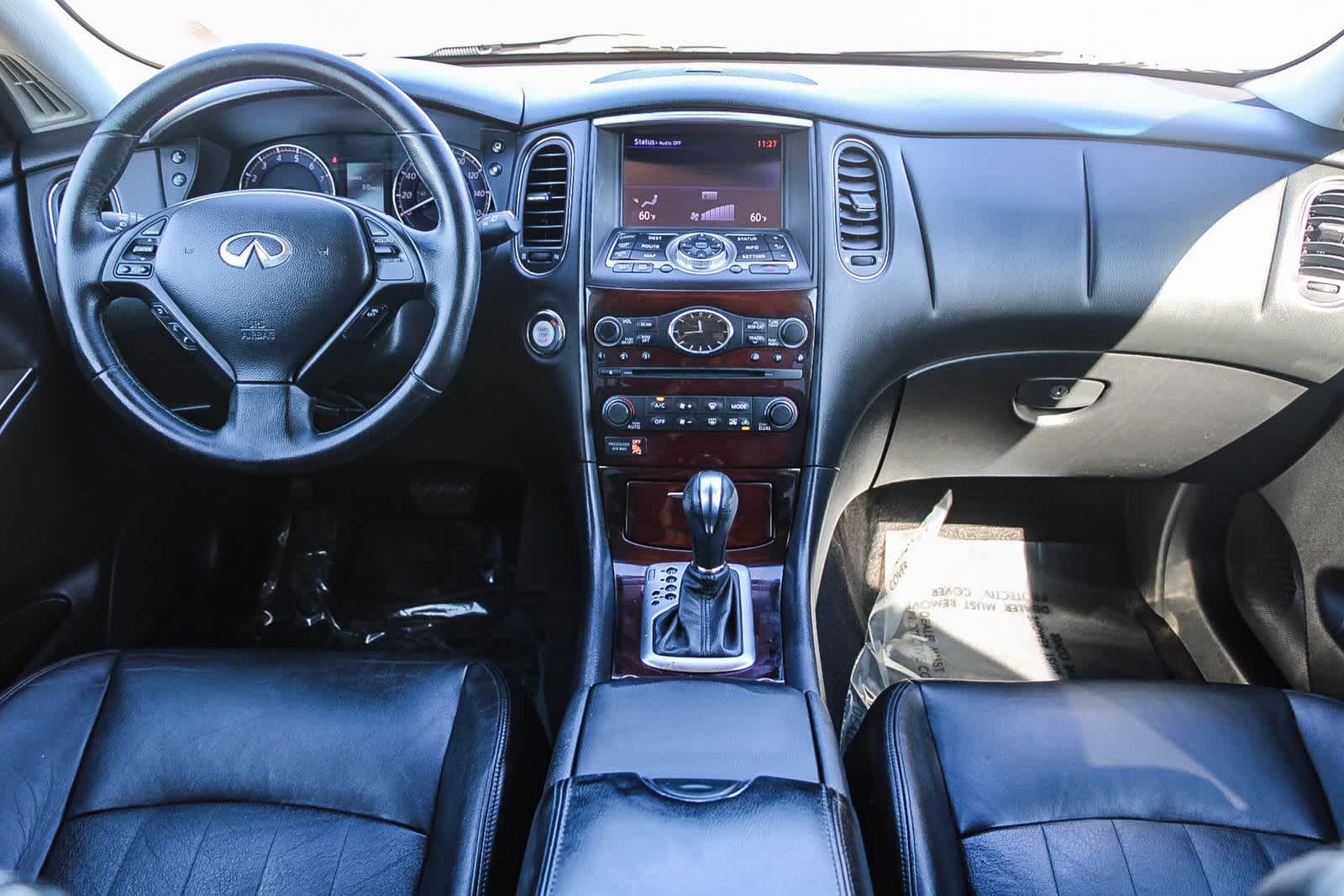 Thumbnail: 2017 INFINITI QX50 - 12