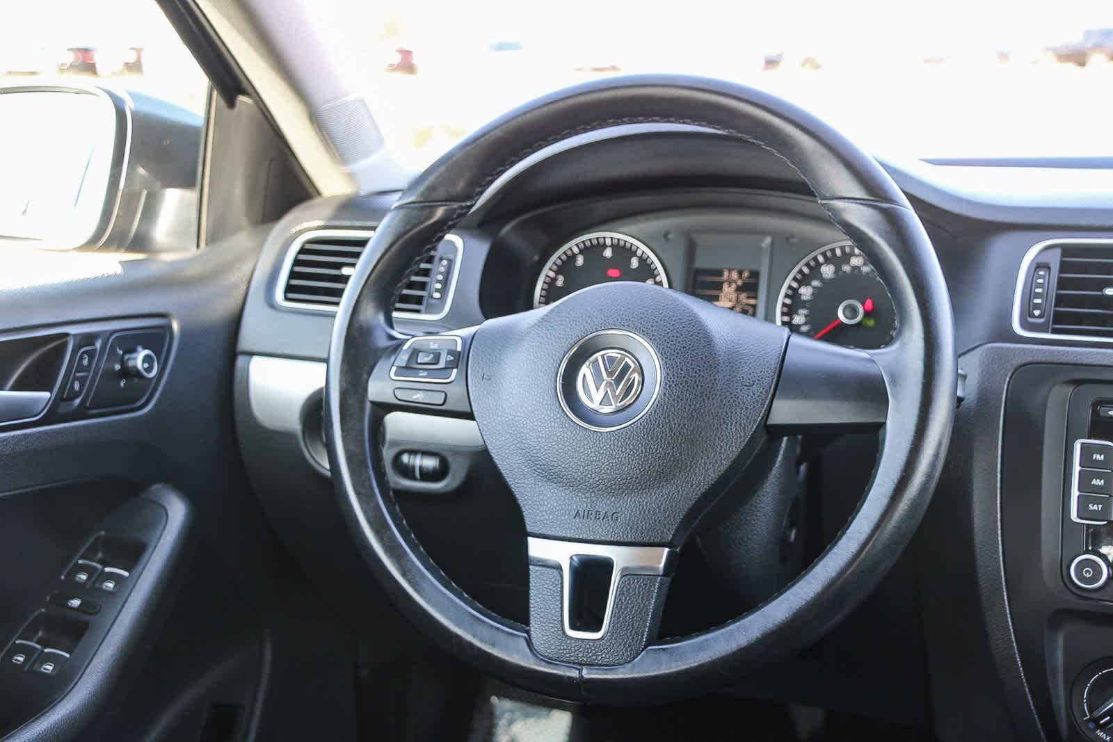 Thumbnail: 2014 Volkswagen Jetta - 15