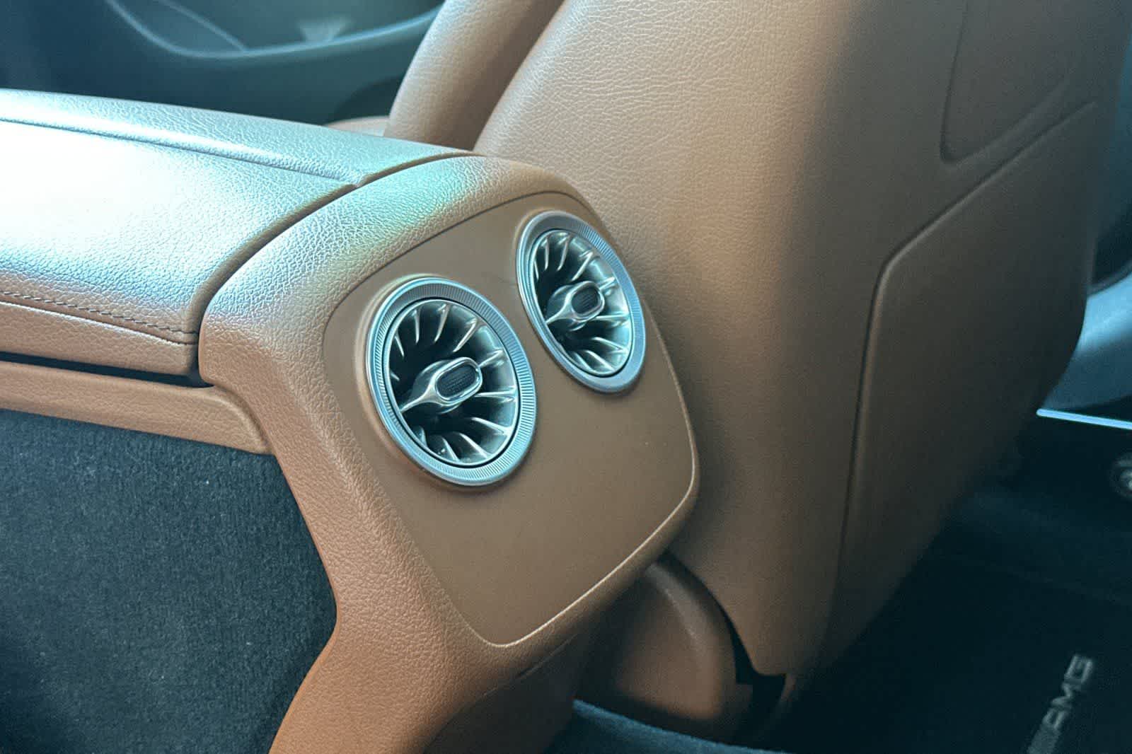 Thumbnail: 2019 Mercedes-Benz E-Class - 15