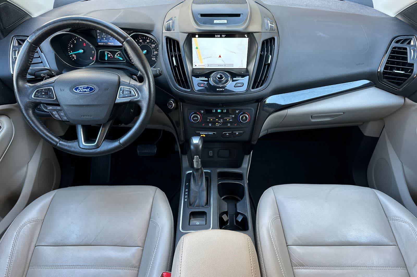 Thumbnail: 2017 Ford Escape - 3