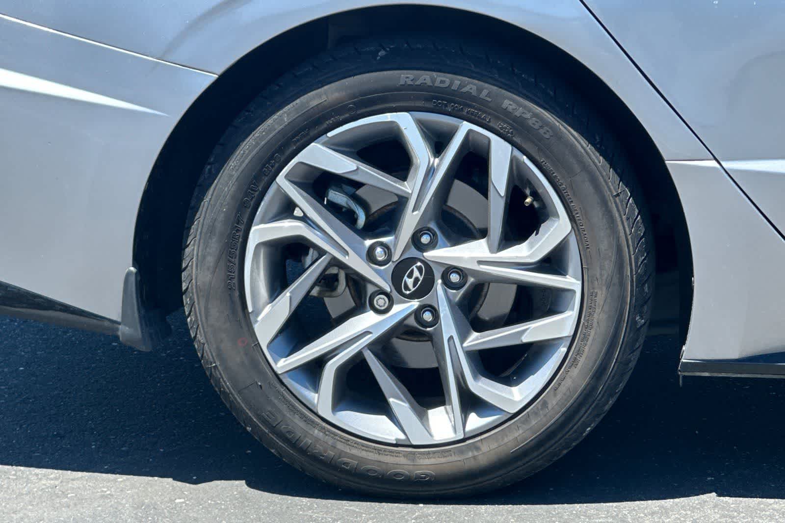Thumbnail: 2021 Hyundai Sonata - 29