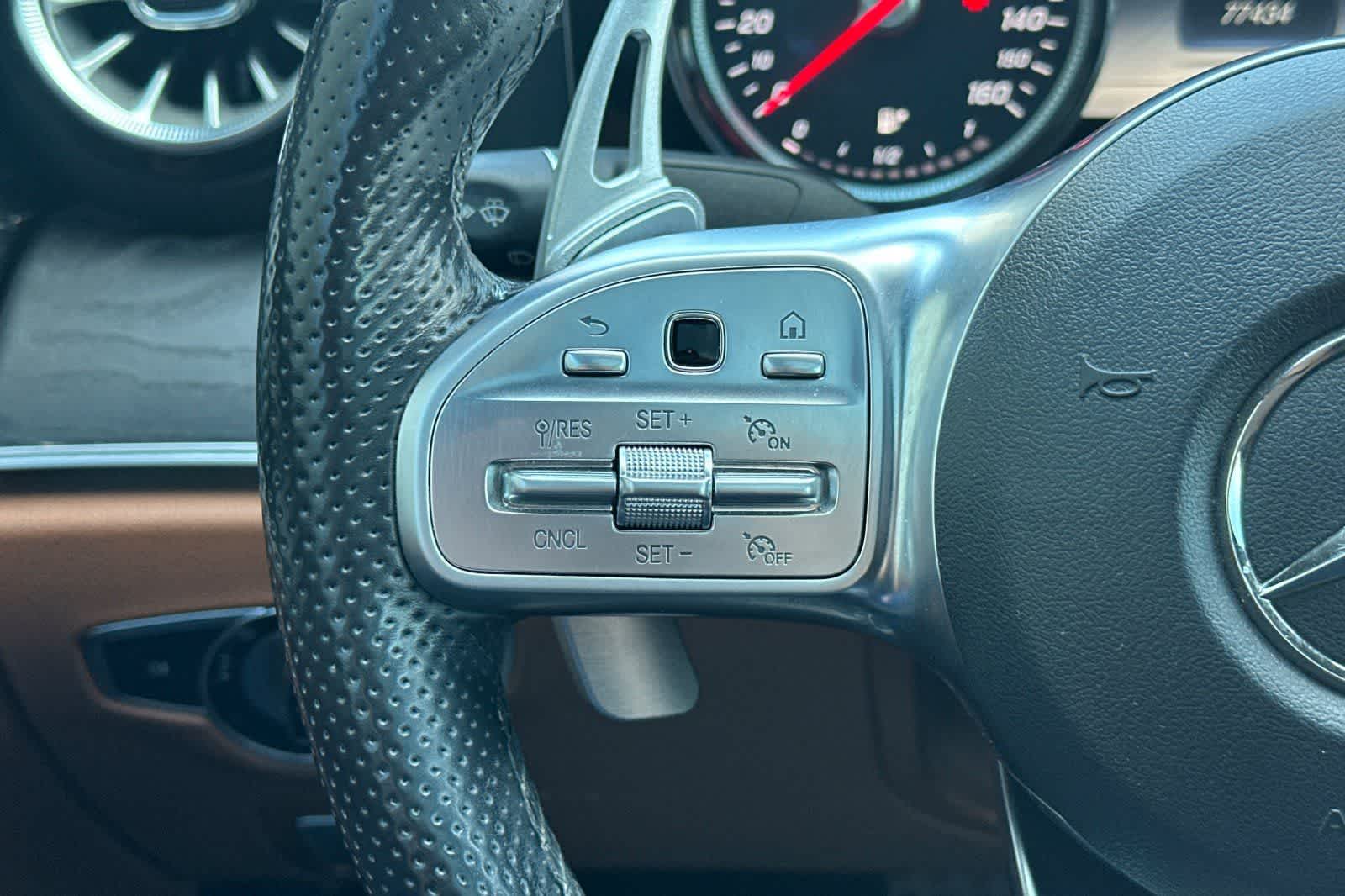 Thumbnail: 2019 Mercedes-Benz E-Class - 25