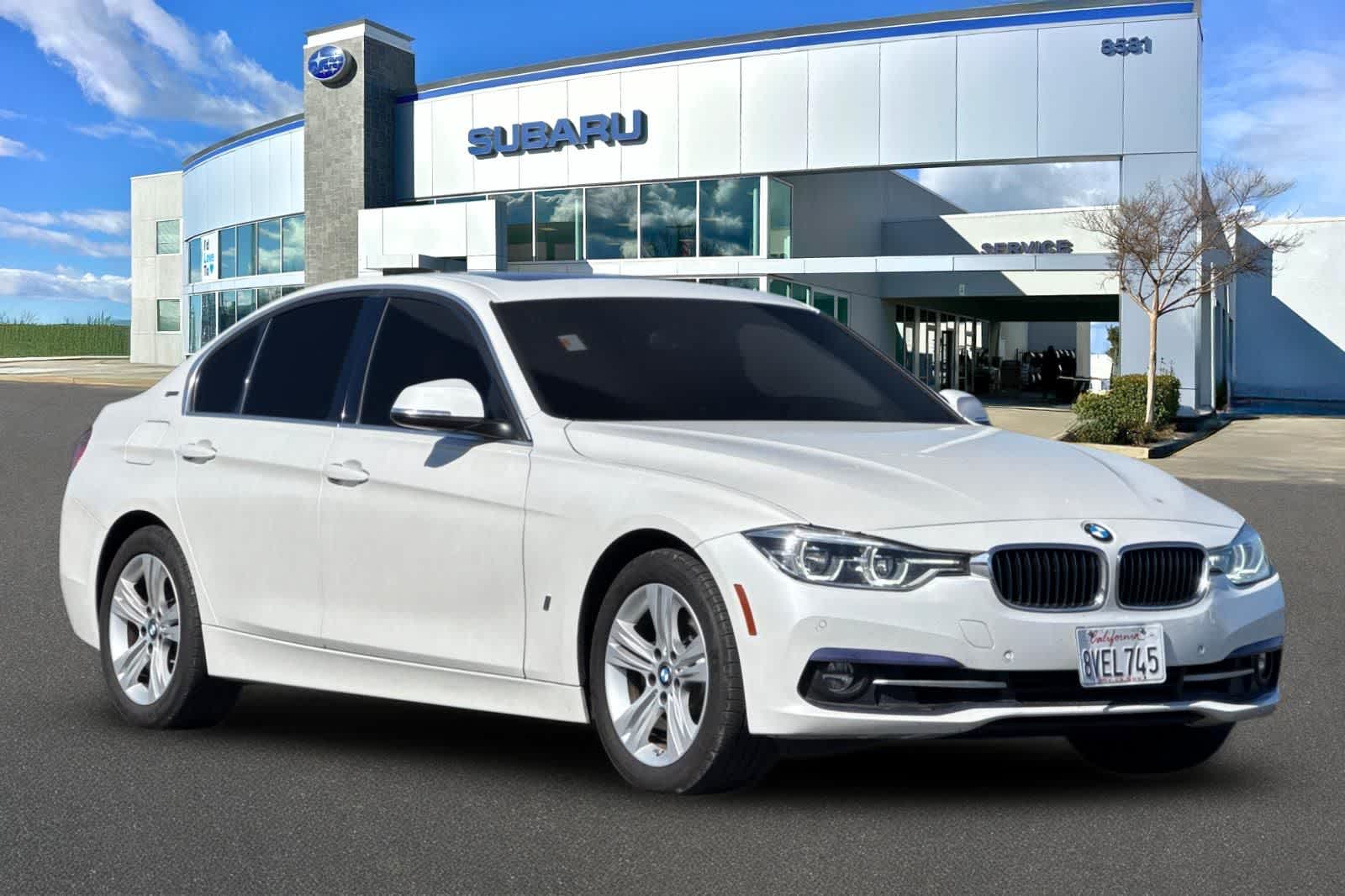 Thumbnail: 2018 BMW 3 Series - 5