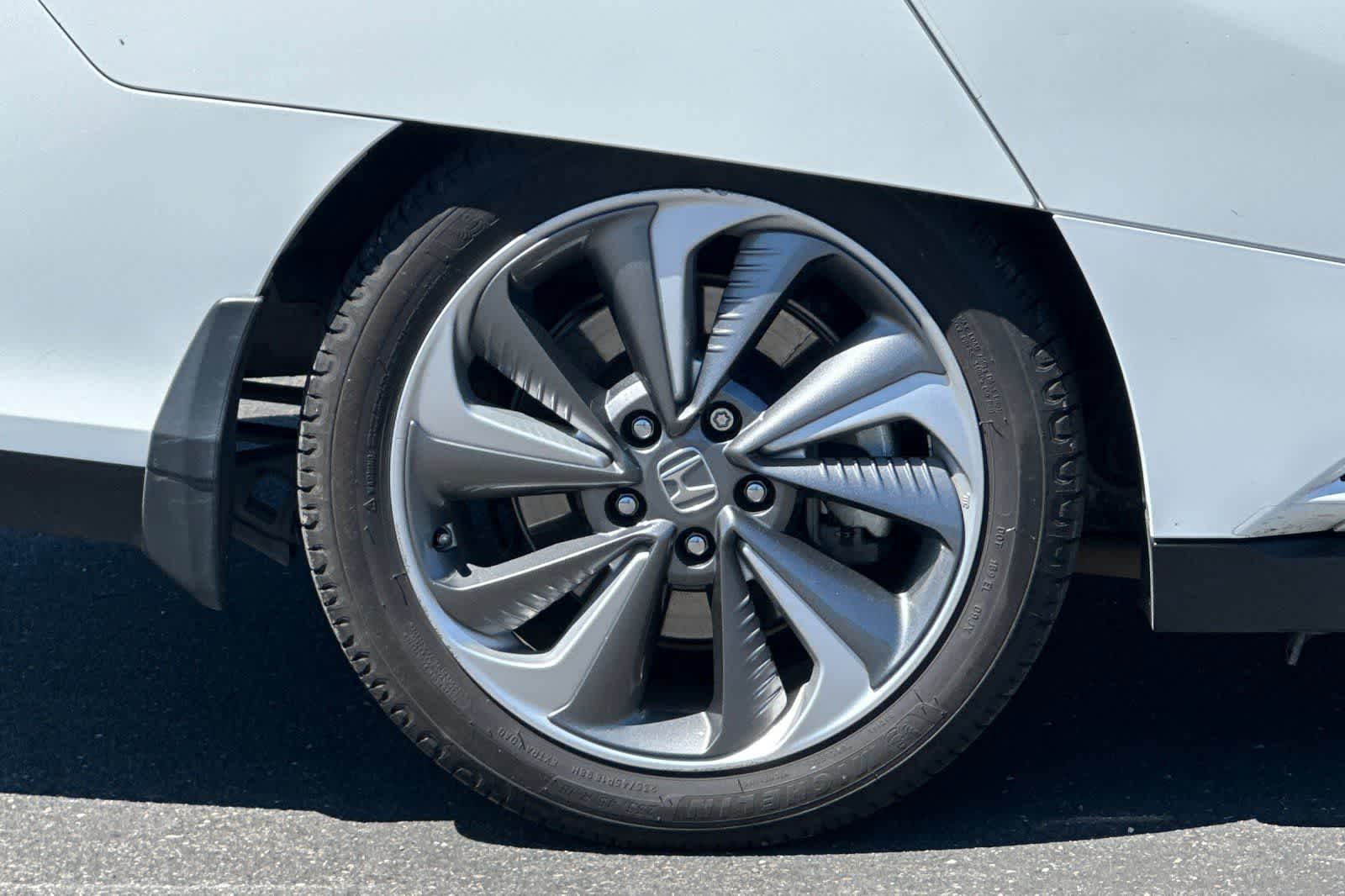 Thumbnail: 2018 Honda Clarity - 29