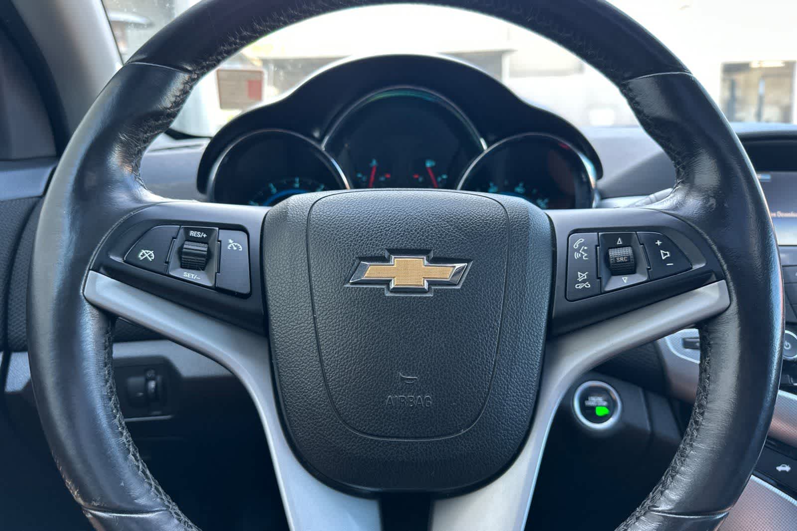 Thumbnail: 2015 Chevrolet Cruze - 21