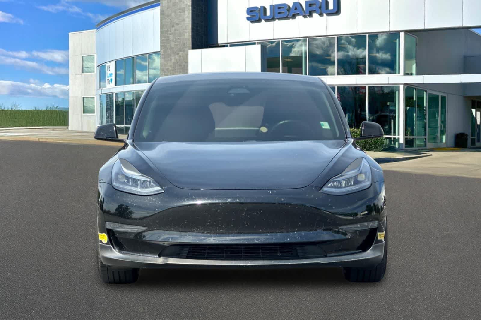 Thumbnail: 2021 Tesla Model 3 - 10