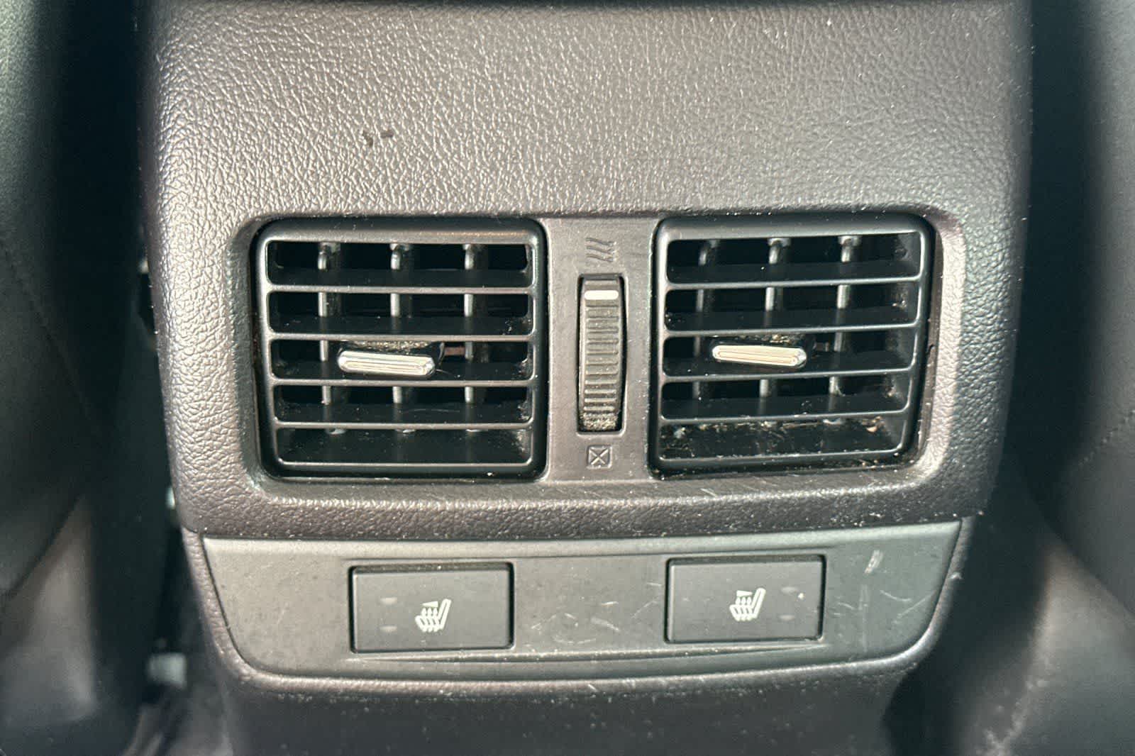 Thumbnail: 2016 Subaru Outback - 15