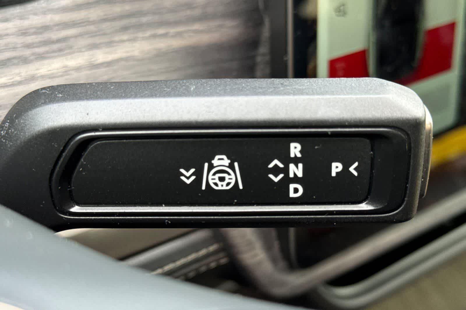 Thumbnail: 2023 Rivian R1S - 25