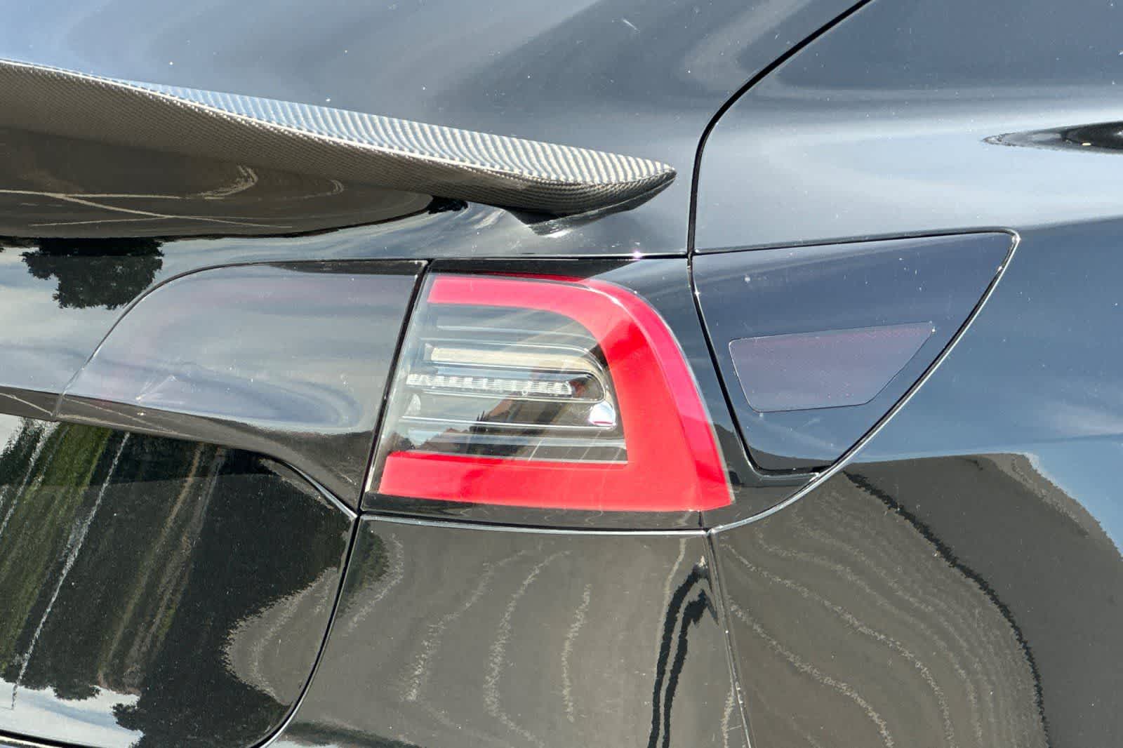 Thumbnail: 2021 Tesla Model 3 - 28