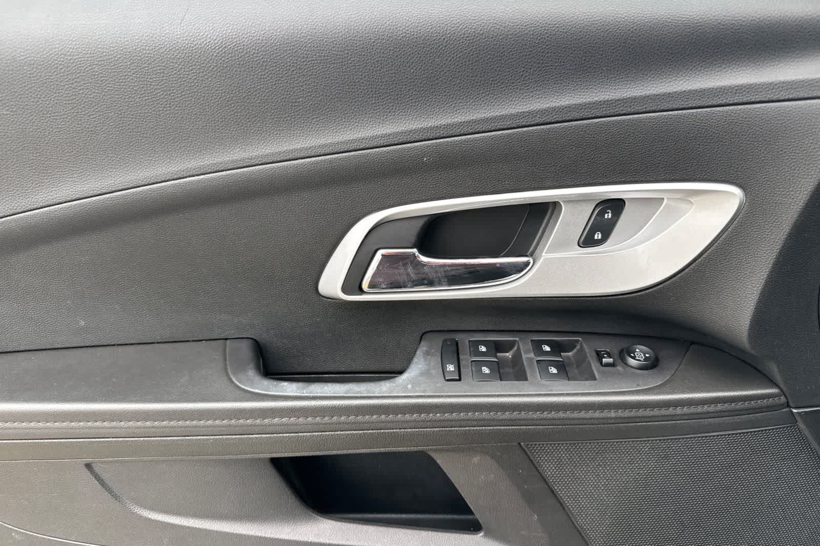 Thumbnail: 2013 Chevrolet Equinox - 12