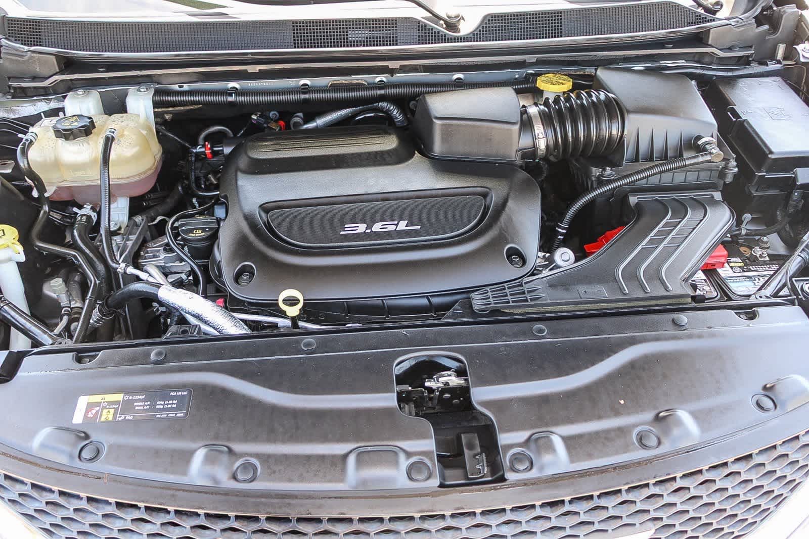 Thumbnail: 2018 Chrysler Pacifica - 27