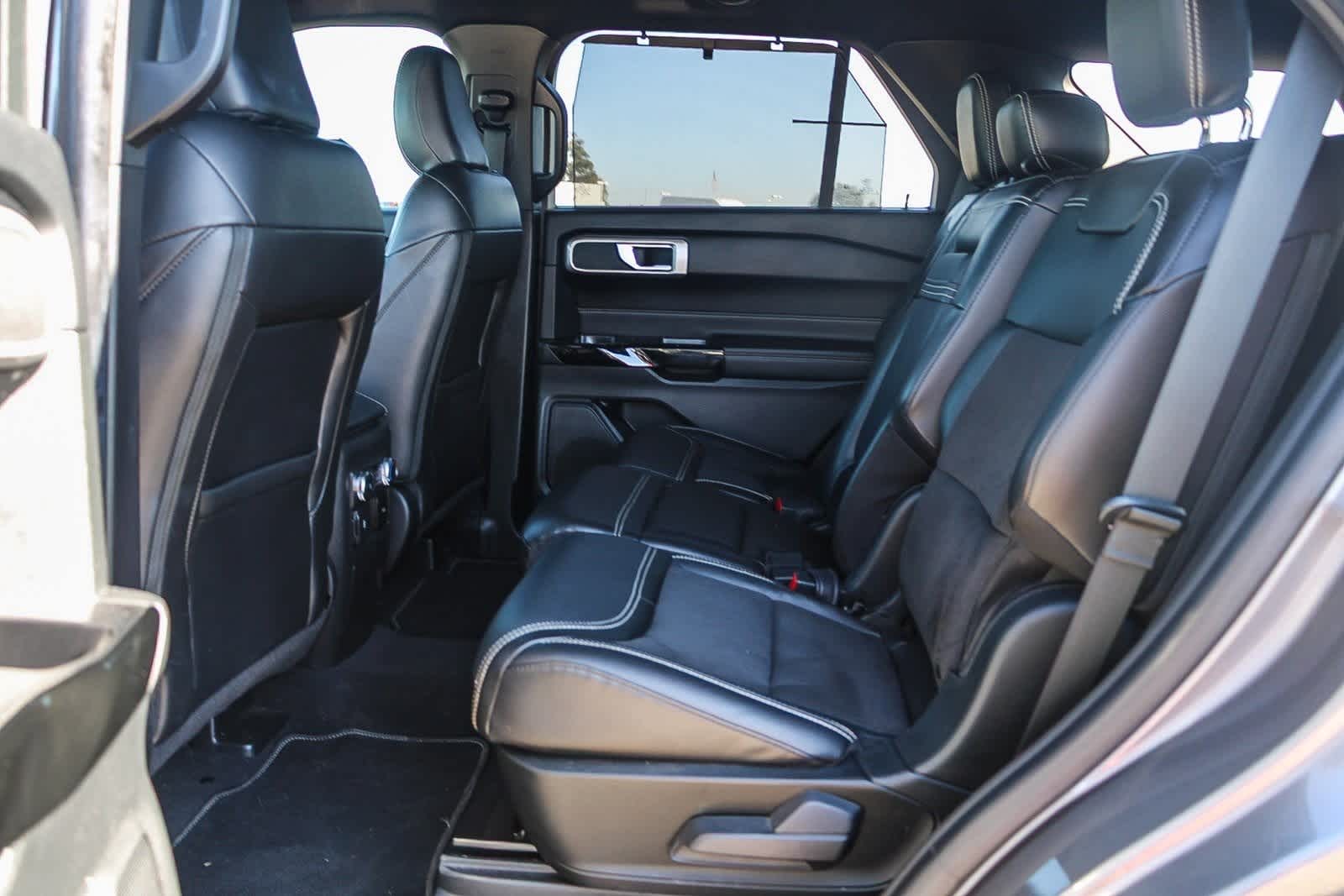 Thumbnail: 2022 Ford Explorer - 19