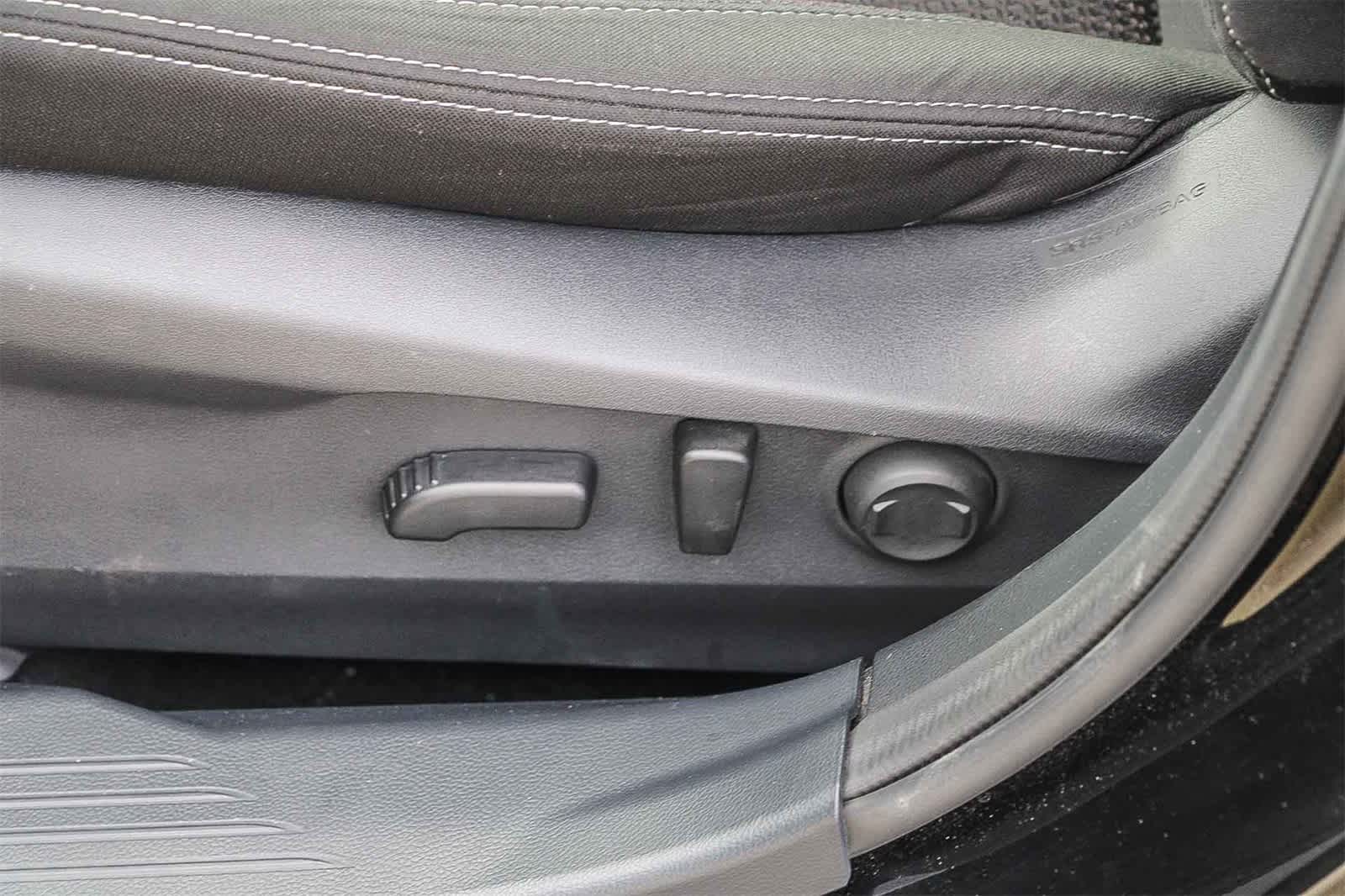 Thumbnail: 2023 Subaru Outback - 17