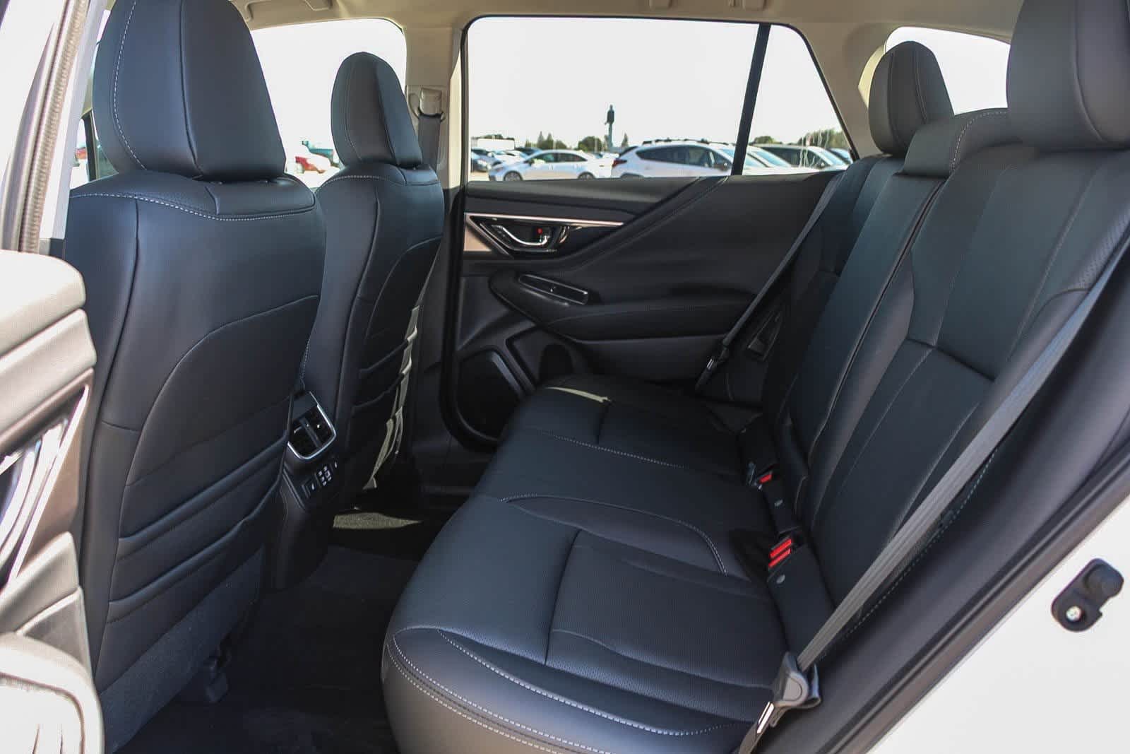 Thumbnail: 2025 Subaru Outback - 18