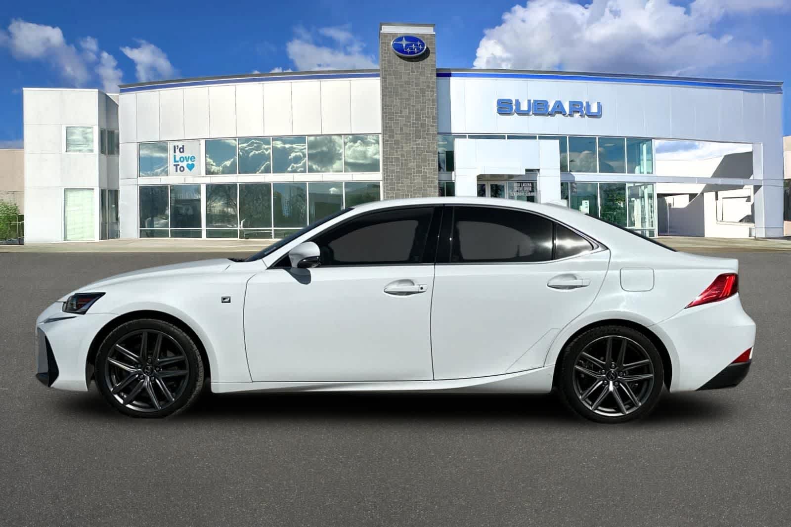 Thumbnail: 2017 Lexus IS - 9