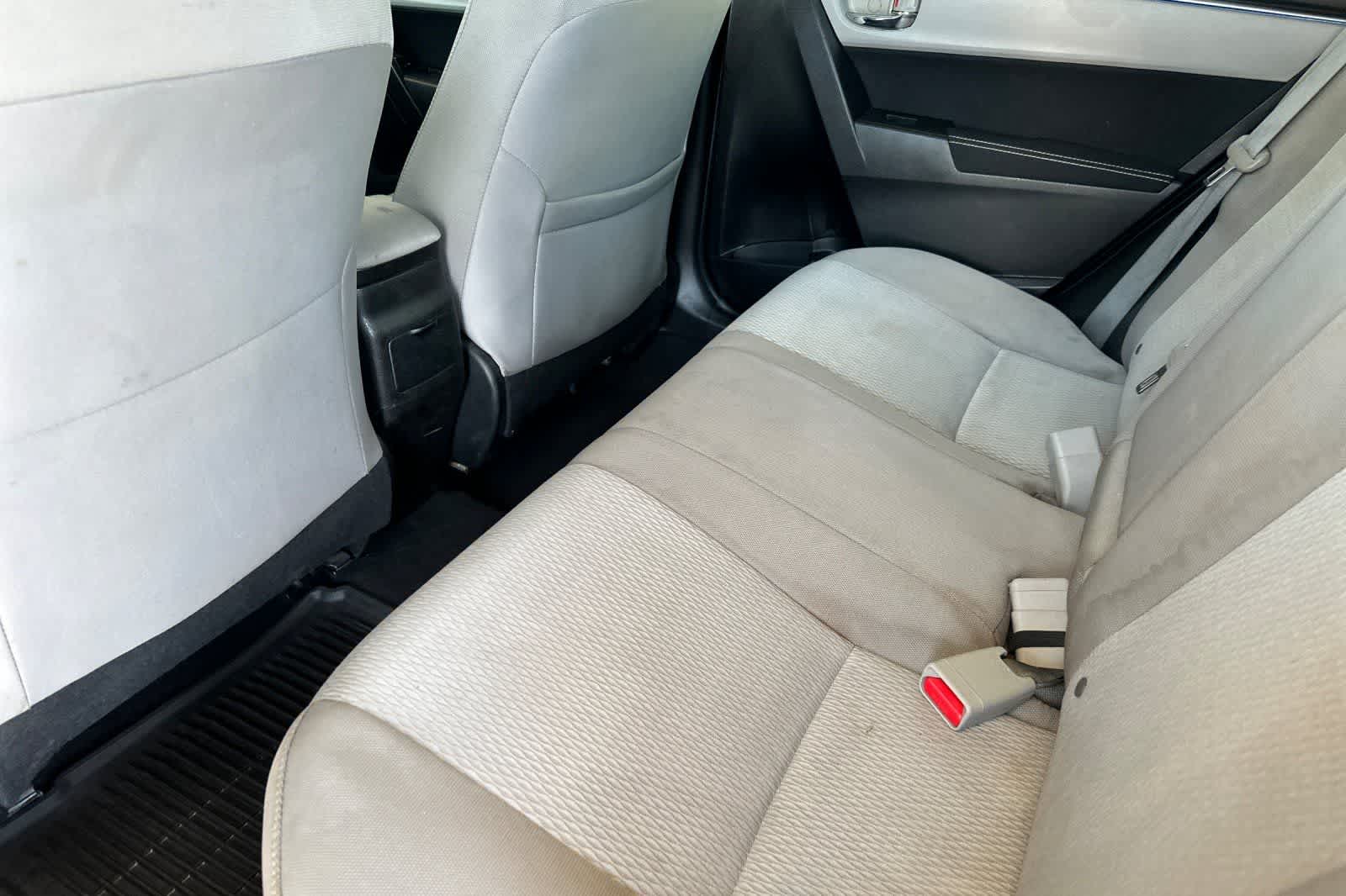 Thumbnail: 2016 Toyota Corolla - 4