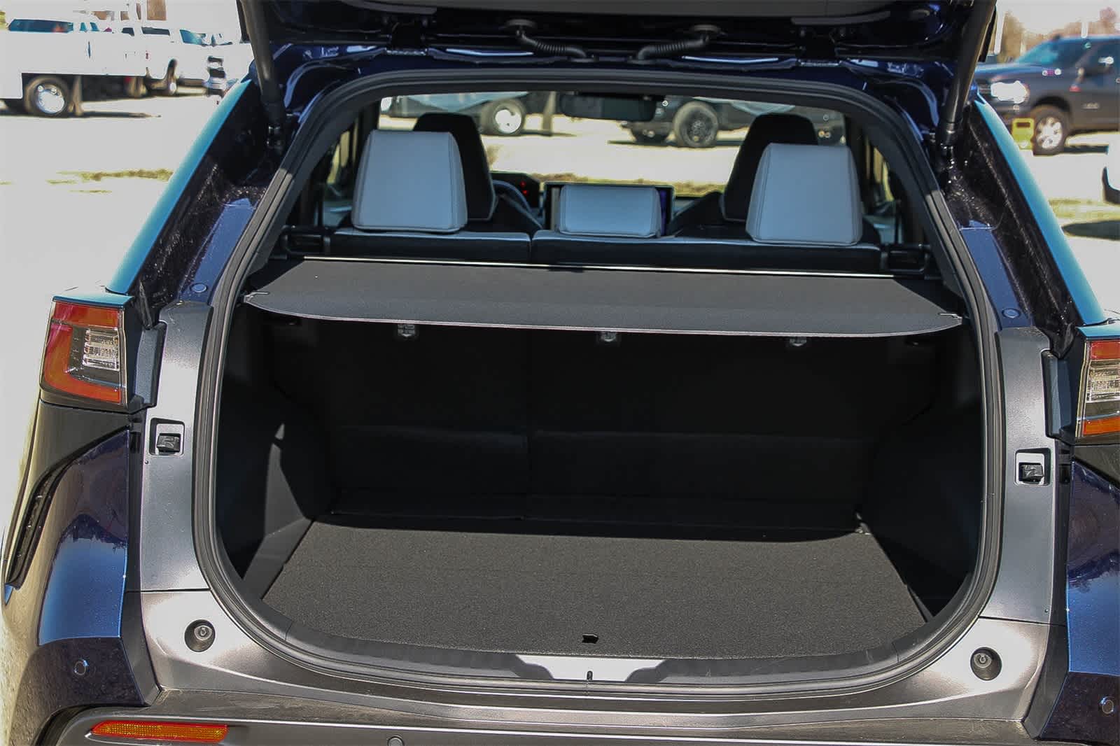 Thumbnail: 2026 Subaru Solterra - 25