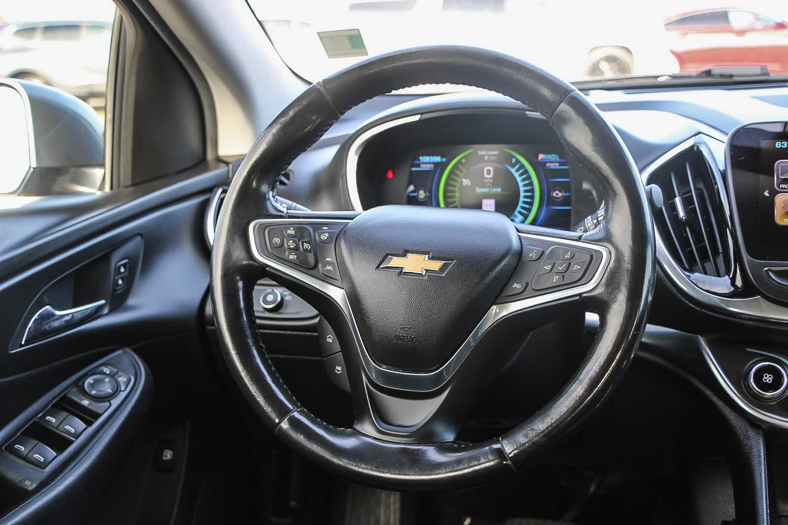 Thumbnail: 2018 Chevrolet Volt - 16